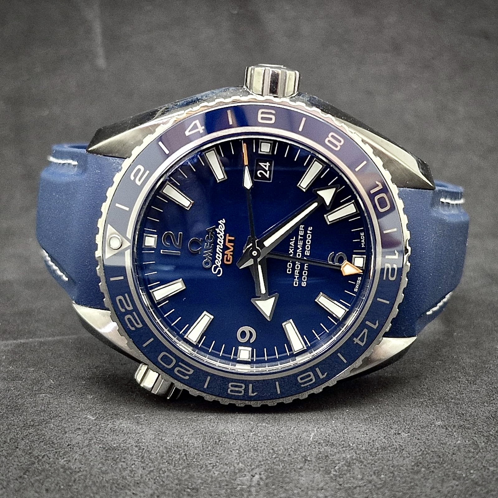 OMEGA SEAMASTER PLANET OCEAN GMT