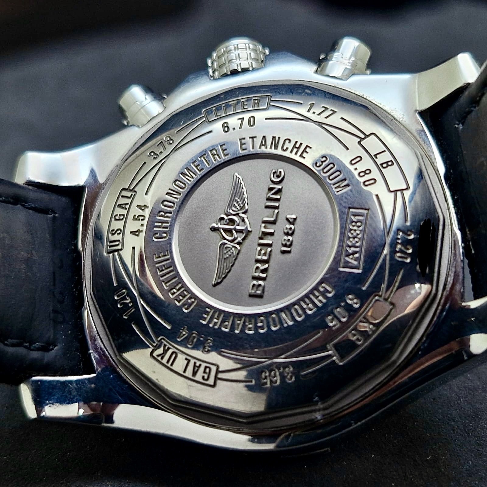 BREITLING AVENGER II CHRONOGRAPH