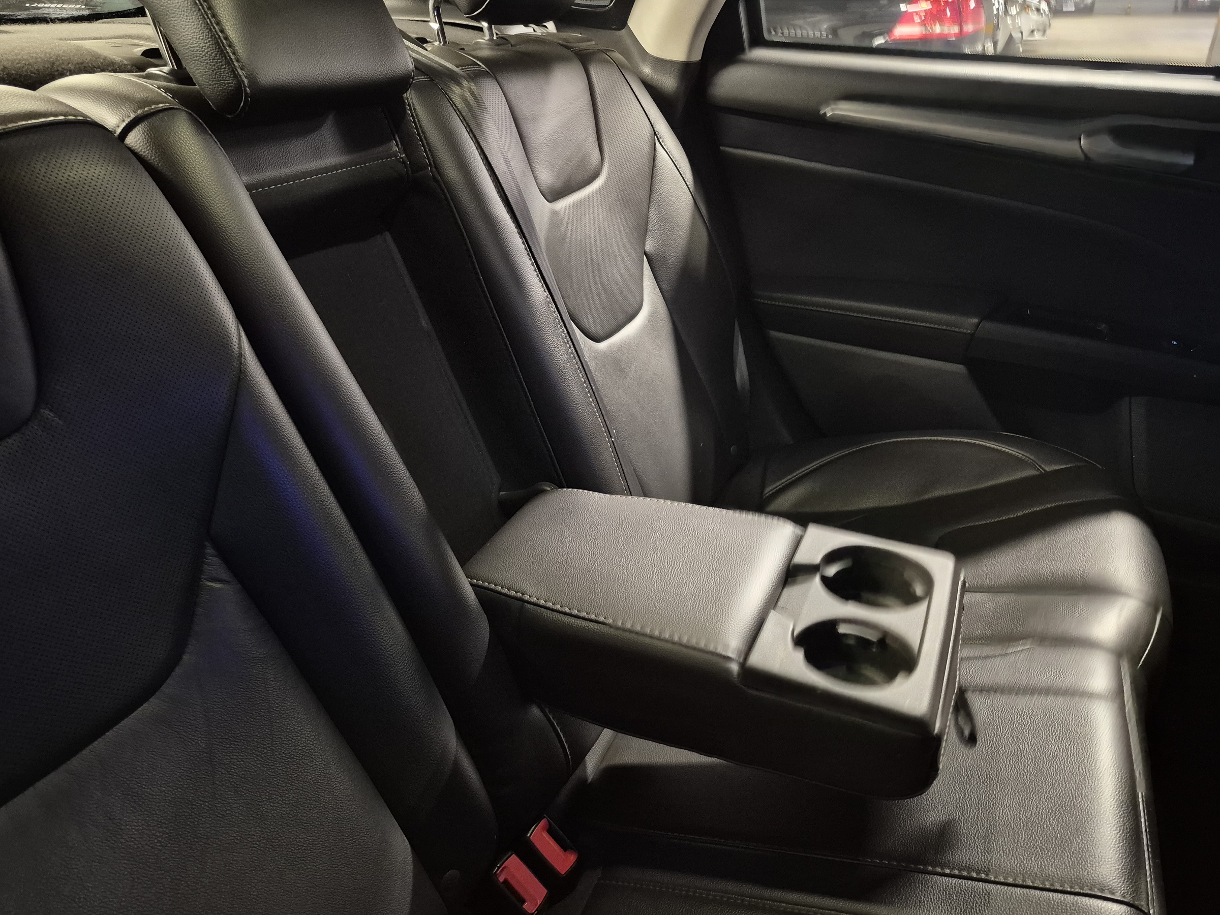 FORD FUSION 2.0 TITANIUM AWD 16V GASOLINA 4P AUTOMÁTICO
