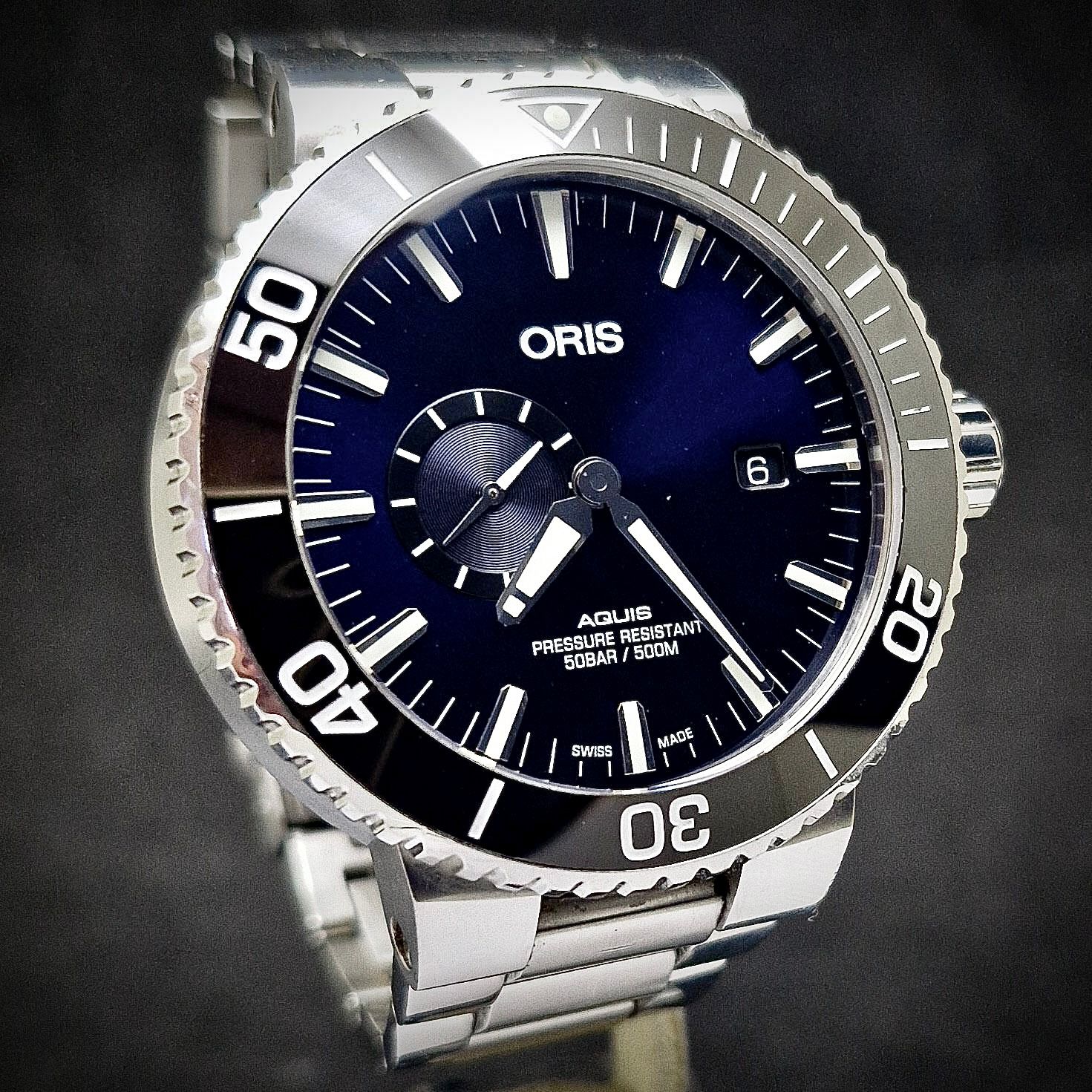 ORIS AQUIS DATE