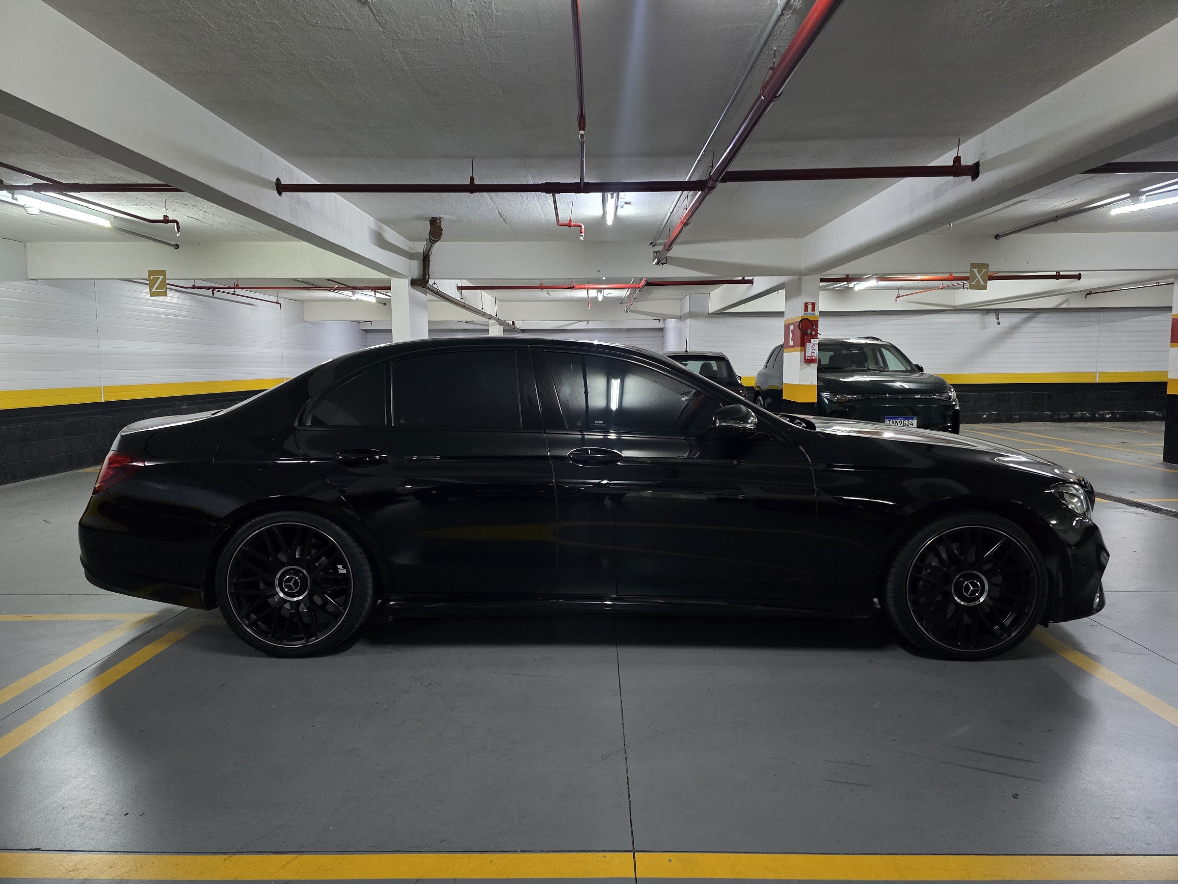 MERCEDES-BENZ E300 2.0 CGI GASOLINA AVANTGARDE 9G-TRONIC