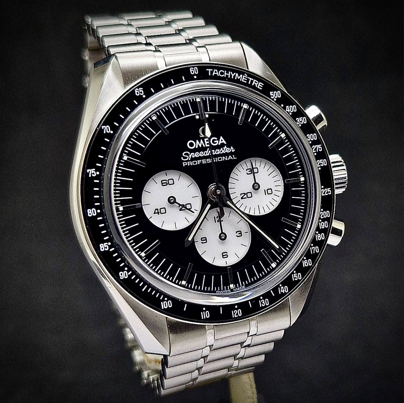 OMEGA SPEEDMASTER PROFESSIONAL MOONWATCH