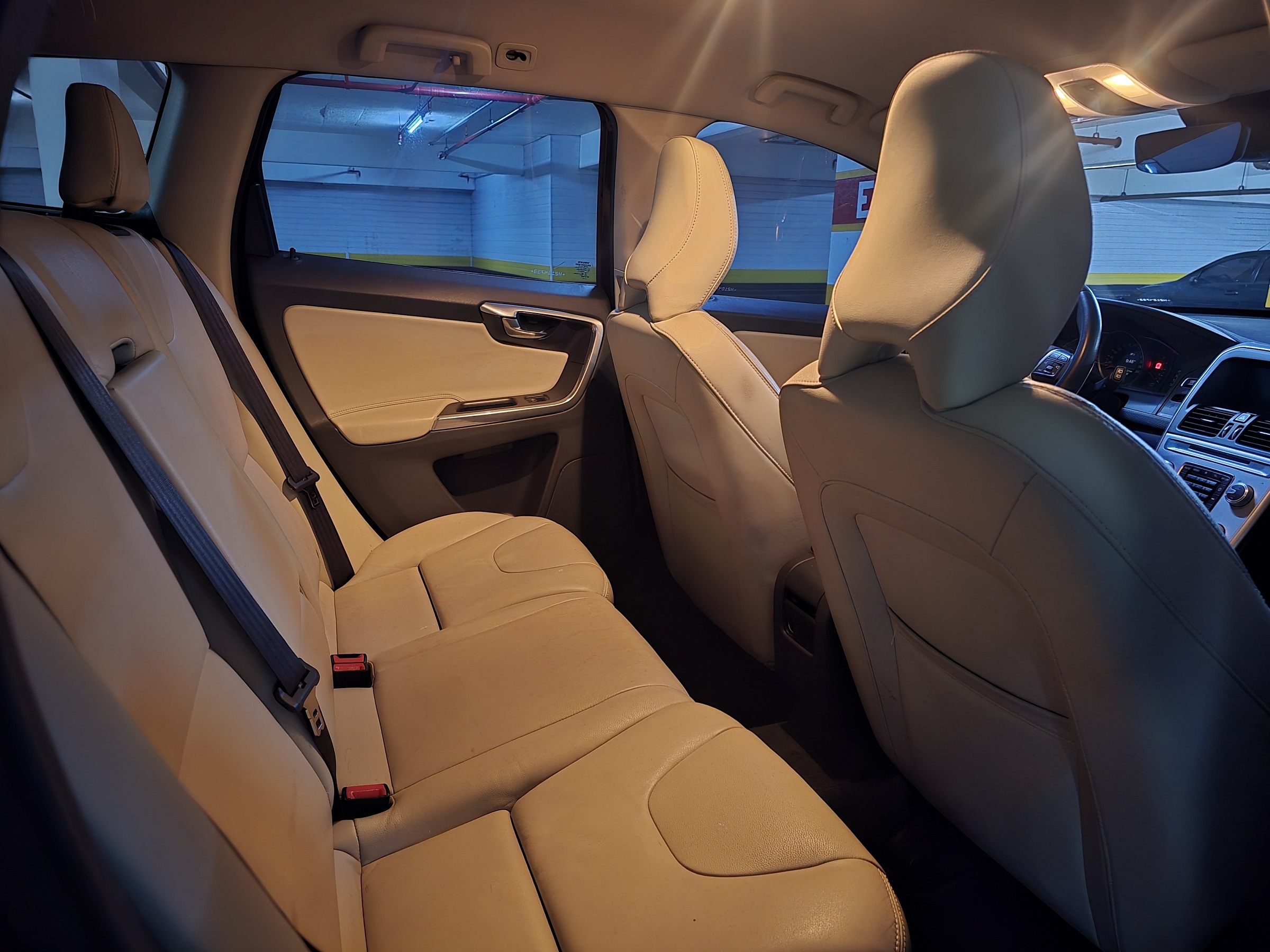 VOLVO XC60 2.0 T5 KINETIC GASOLINA 4P AUTOMÁTICO