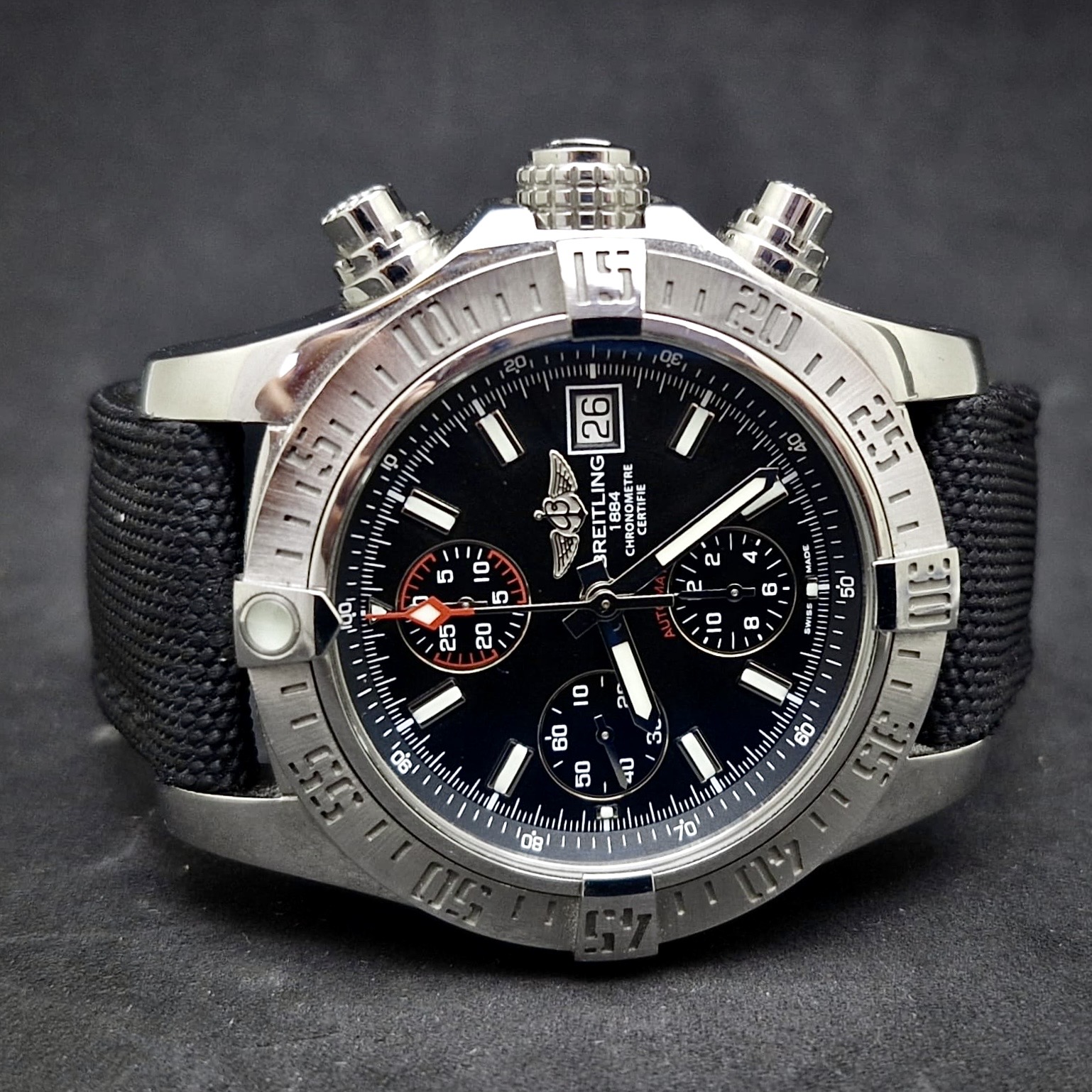 BREITLING AVENGER II CHRONOGRAPH