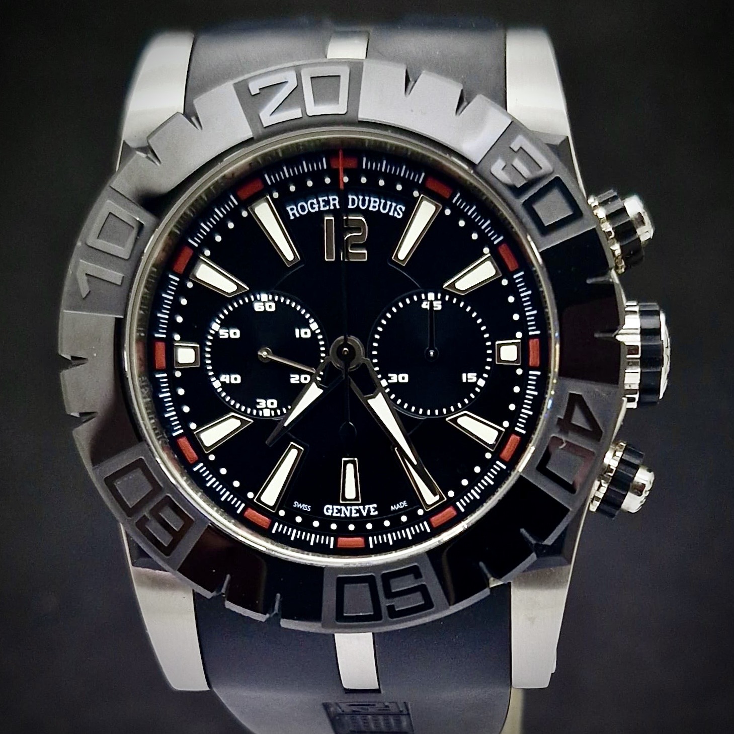 ROGER DUBUIS EASY DIVER  CHRONOGRAPH  LIMITED EDITION
