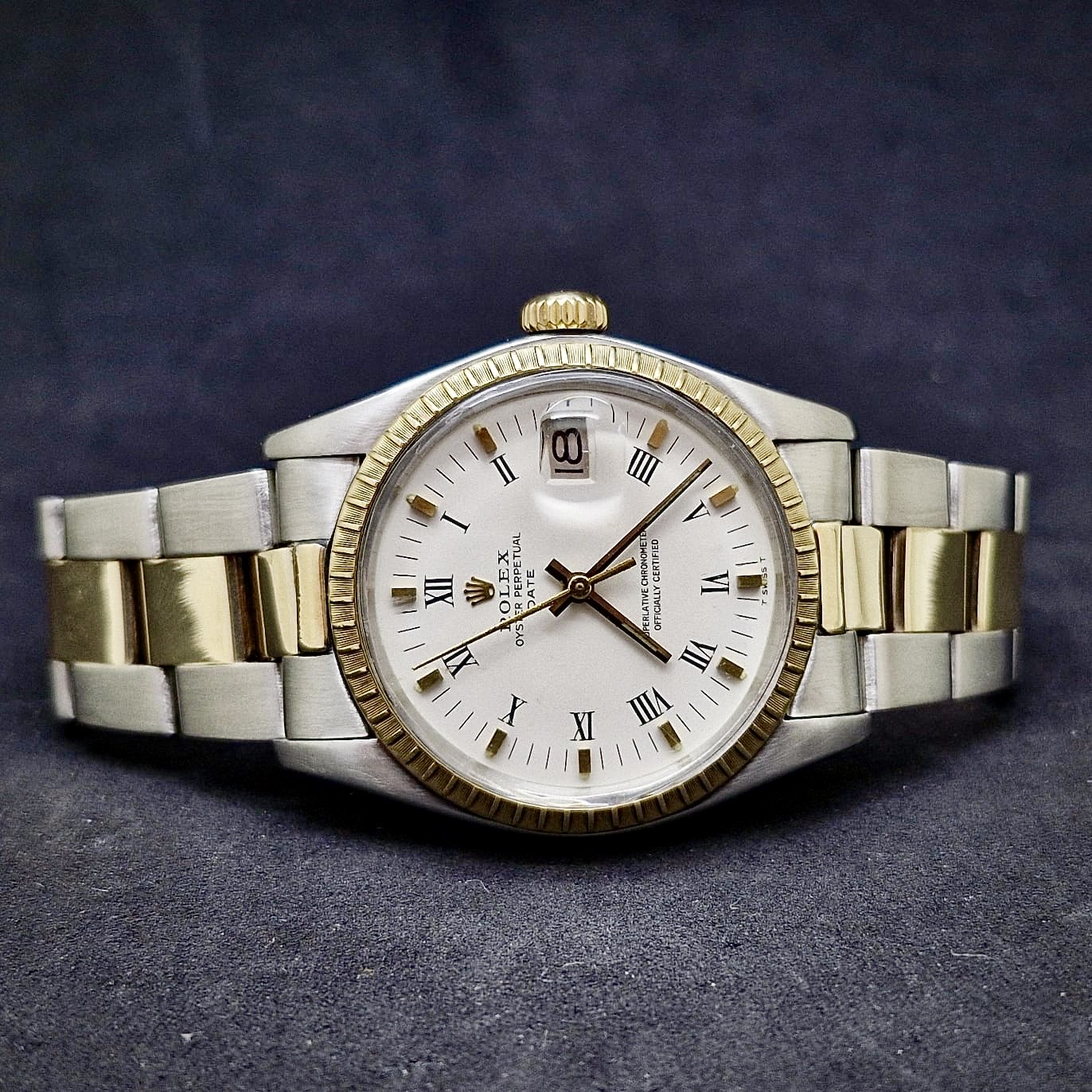 ROLEX OYSTER PERPETUAL DATE - VINTAGE