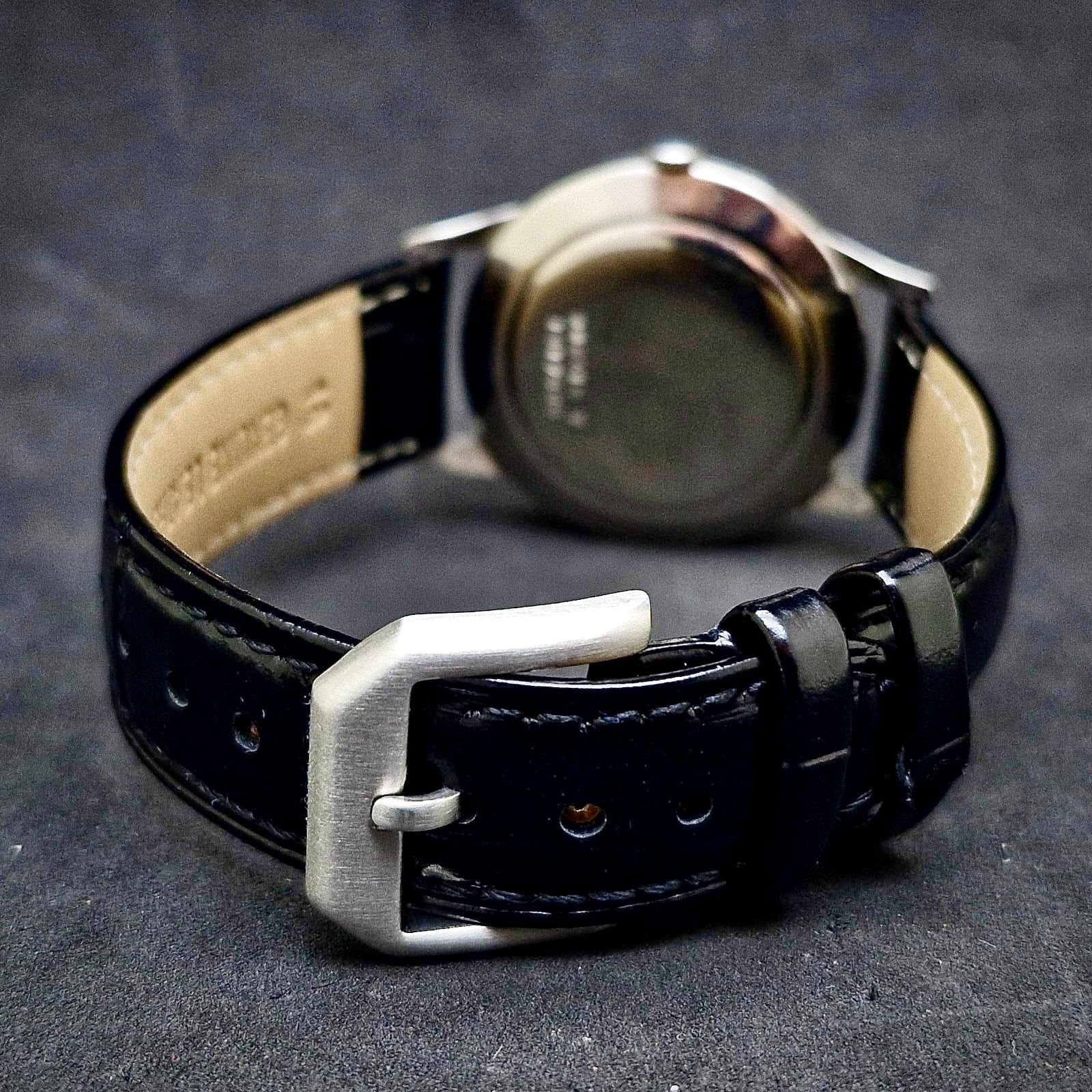 UNIVERSAL GENEVE TUXEDO