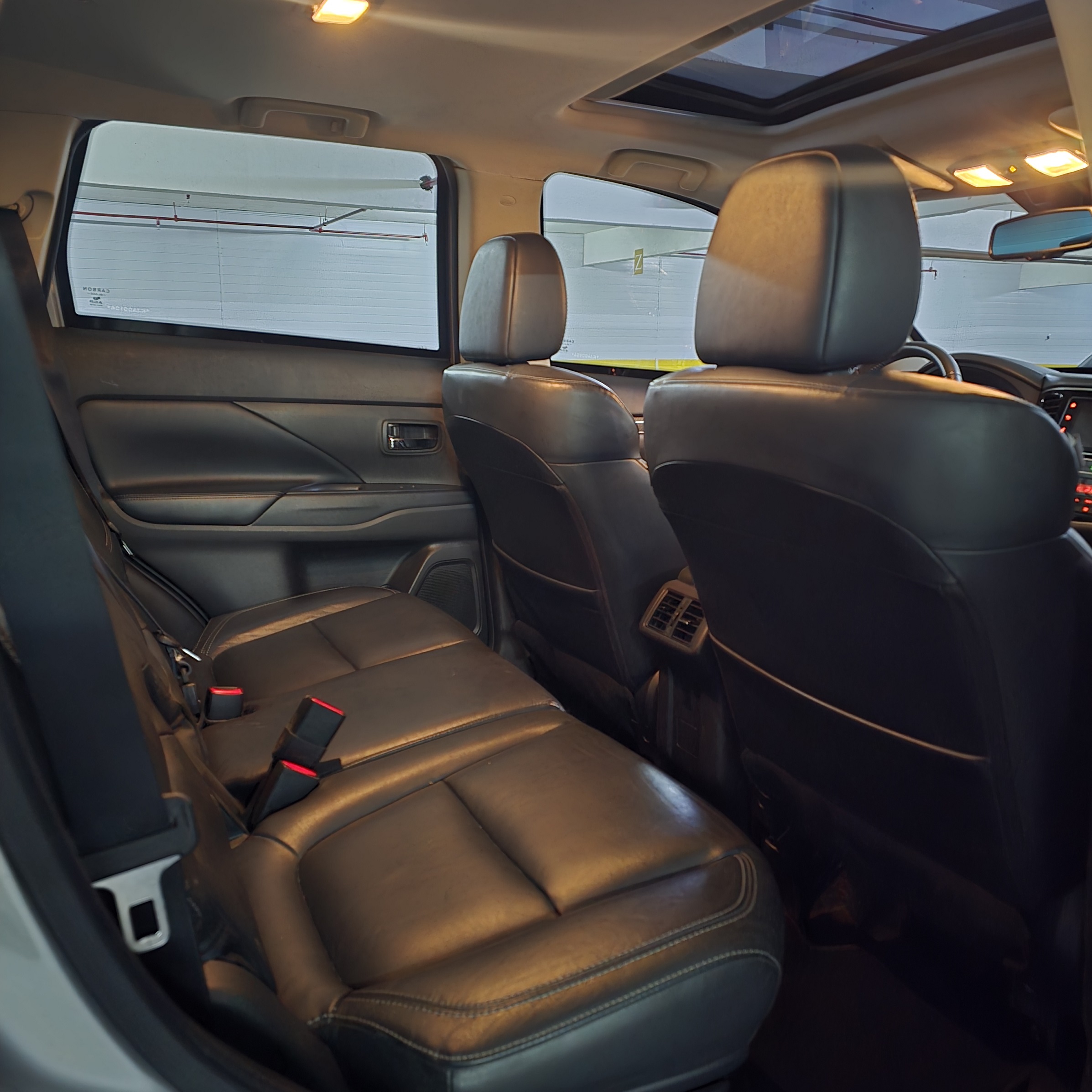 MITSUBISHI OUTLANDER 3.0 MIVEC V6 GASOLINA HPE-S AWD AUTOMÁTICO