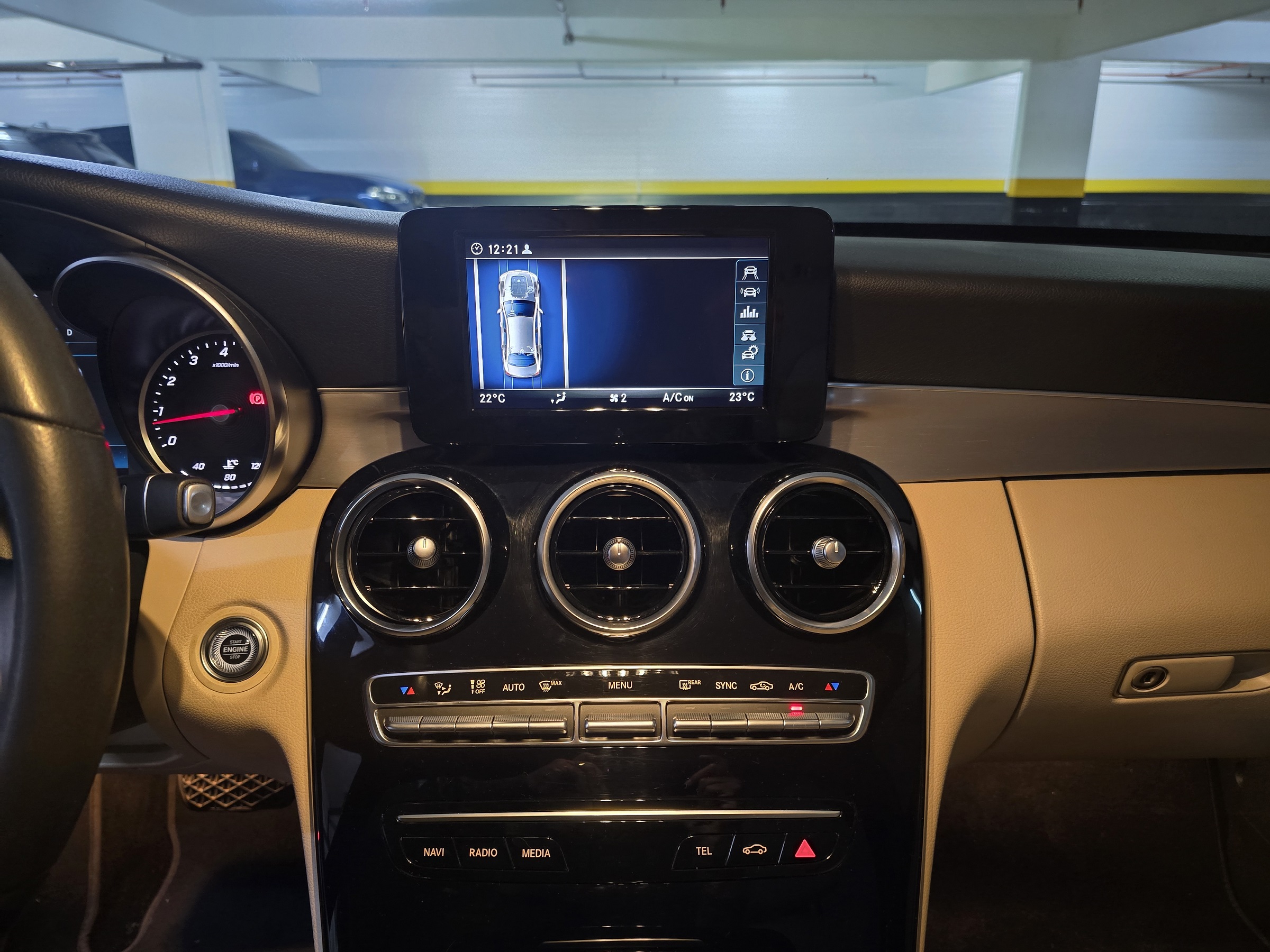MERCEDES-BENZ C180 1.6 CGI FLEX AVANTGARDE 9G-TRONIC