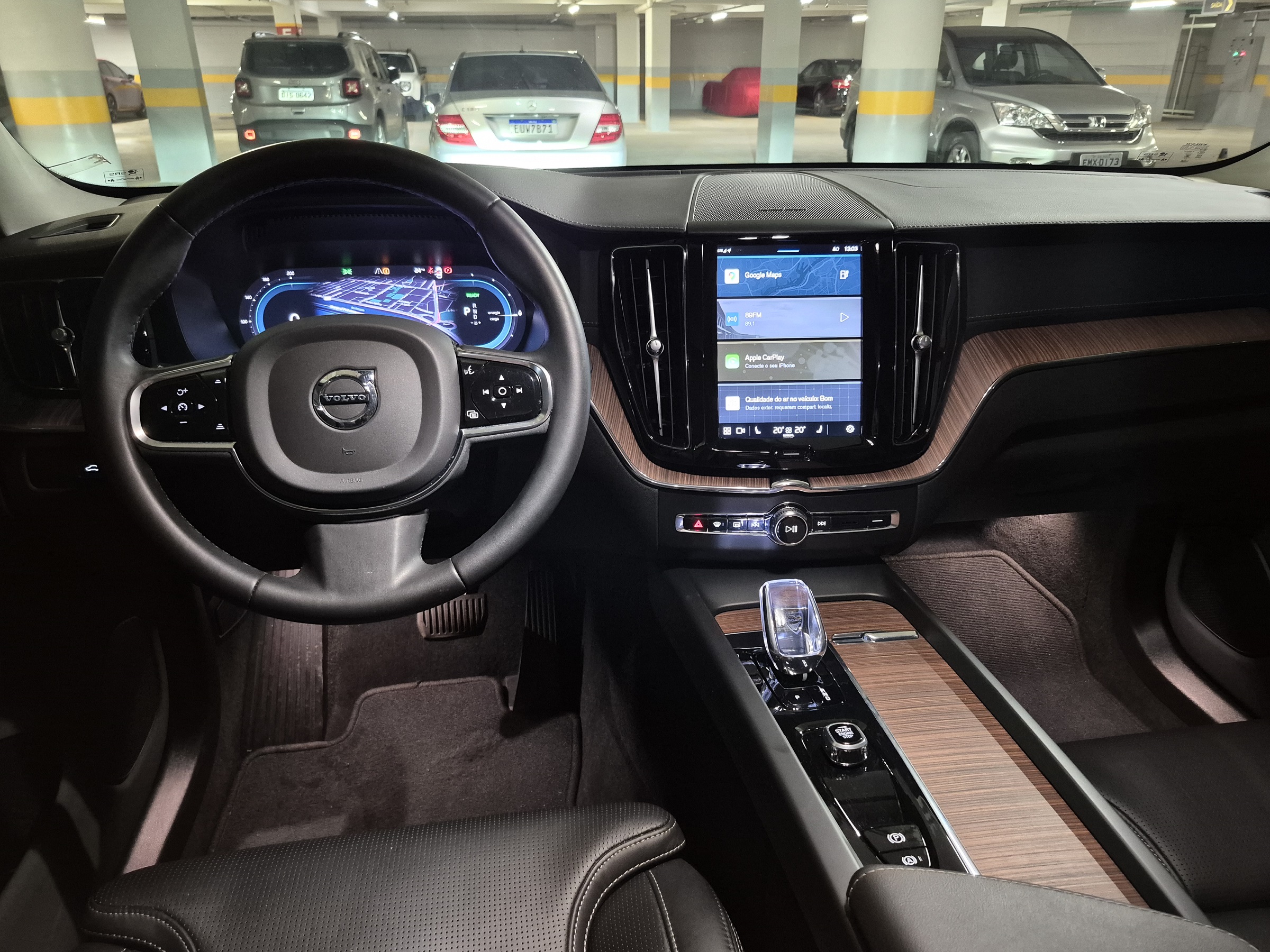 VOLVO XC60 2.0 T8 RECHARGE ULTIMATE DARK AWD GEARTRONIC