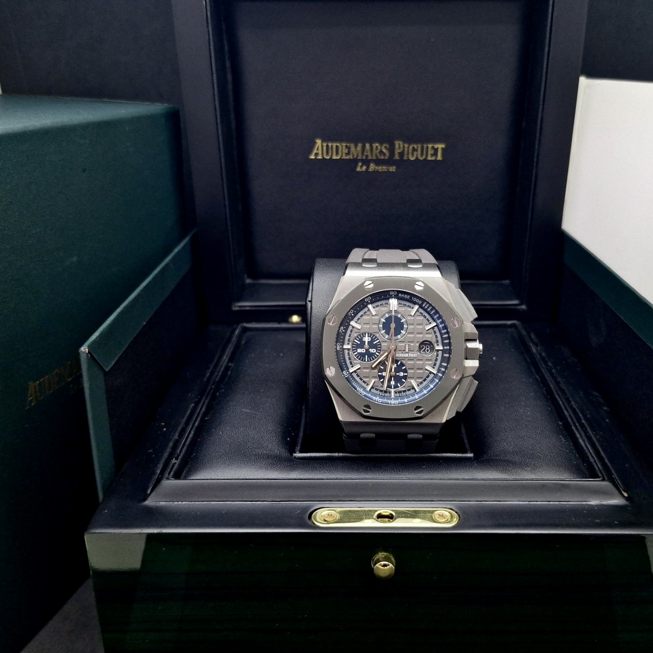 AUDEMARS PIGUET ROYAL OAK OFFSHORE CHRONOGRAPH