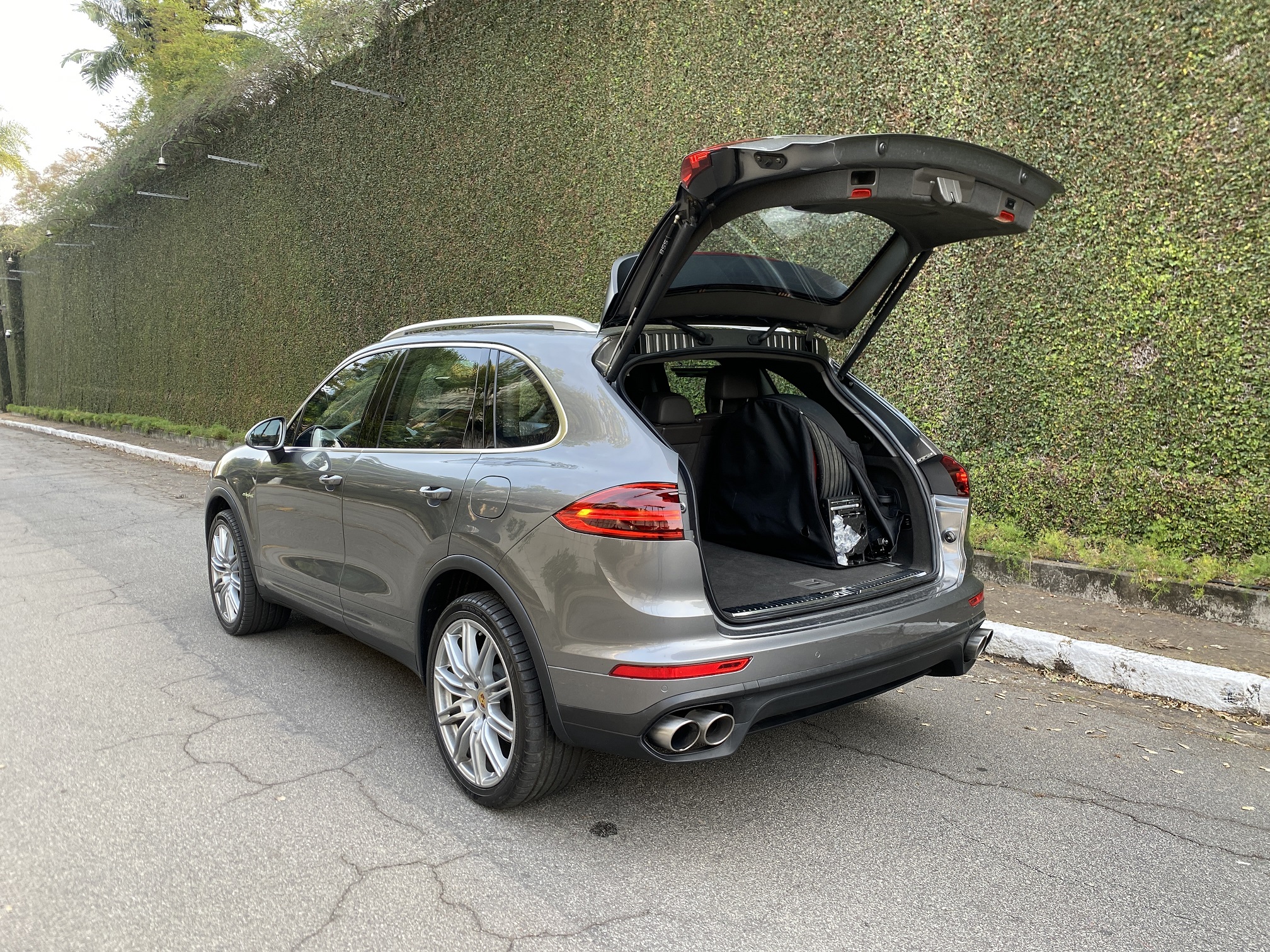 PORSCHE CAYENNE 3.0 S V6 HÍBRIDO 4P TIPTRONIC