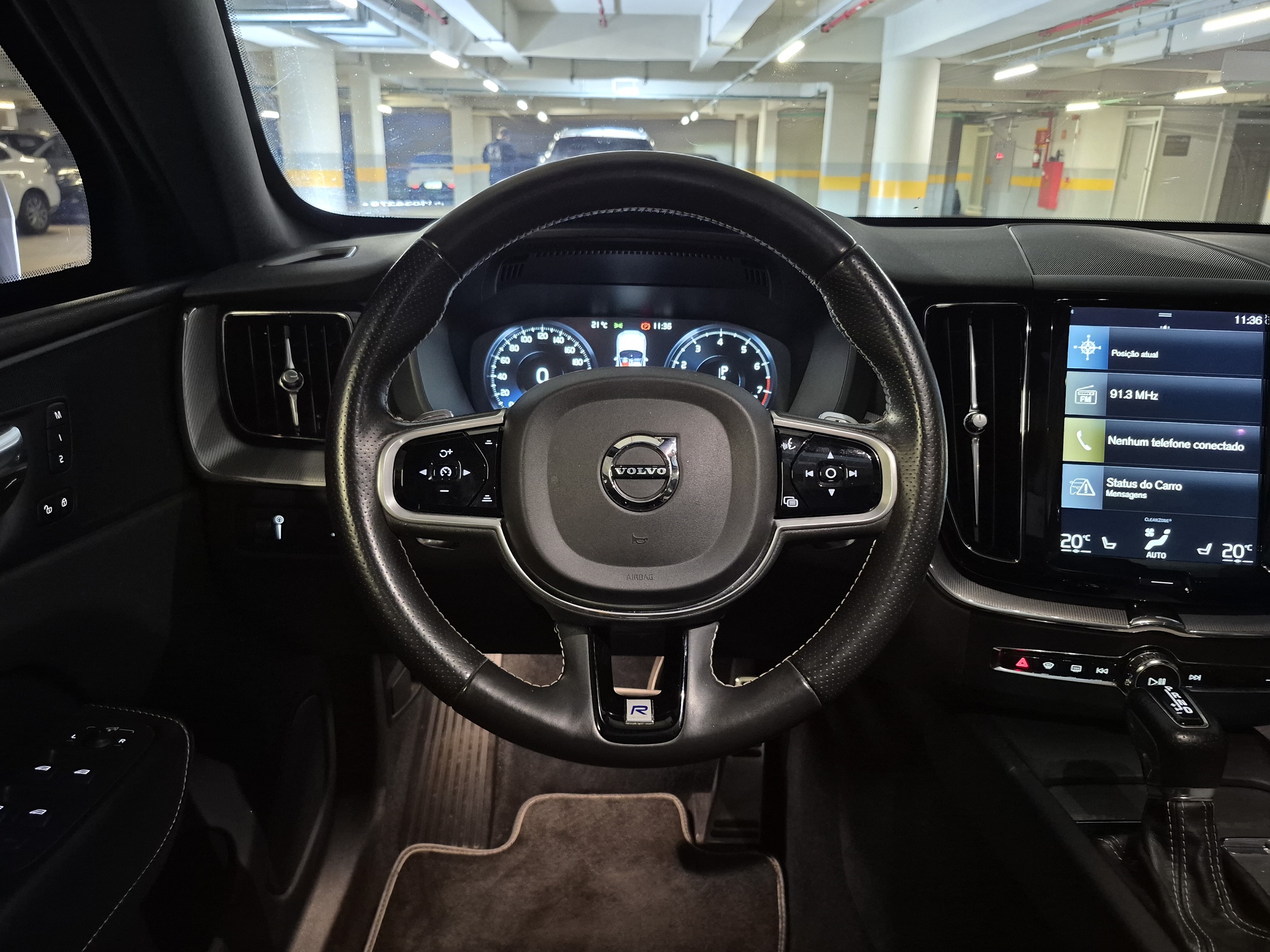 VOLVO XC60 2.0 T5 R DESIGN TURBO GASOLINA 4P AUTOMÁTICO