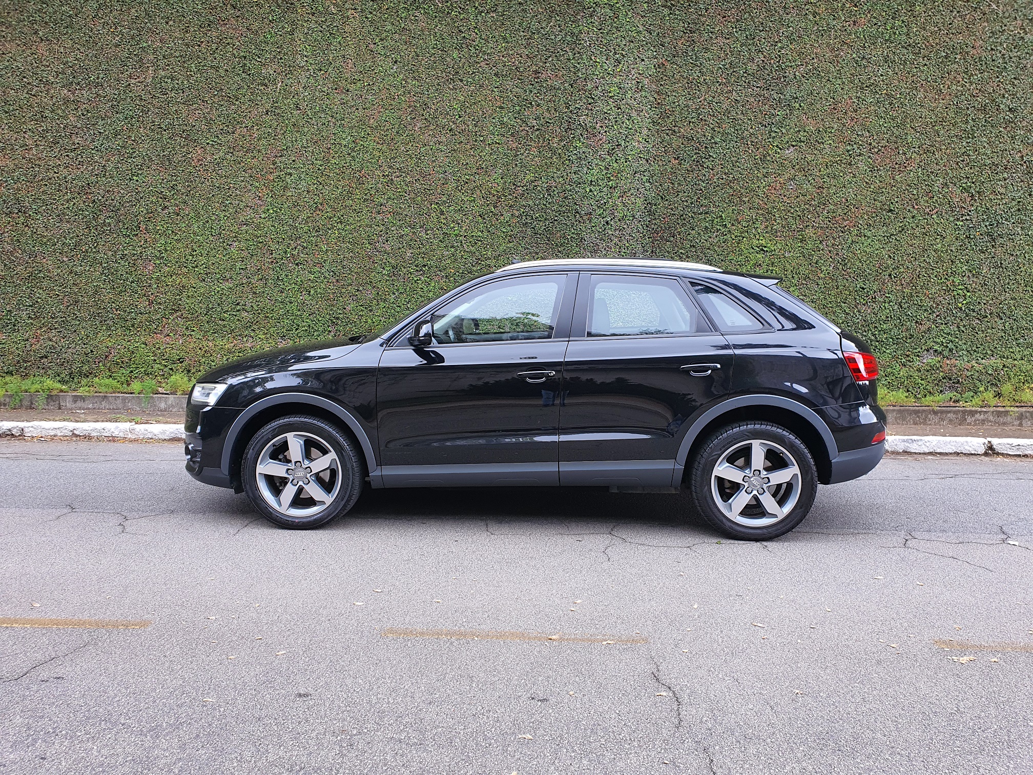 AUDI Q3 2.0 TFSI AMBITION QUATTRO 4P  GASOLINA S TRONIC