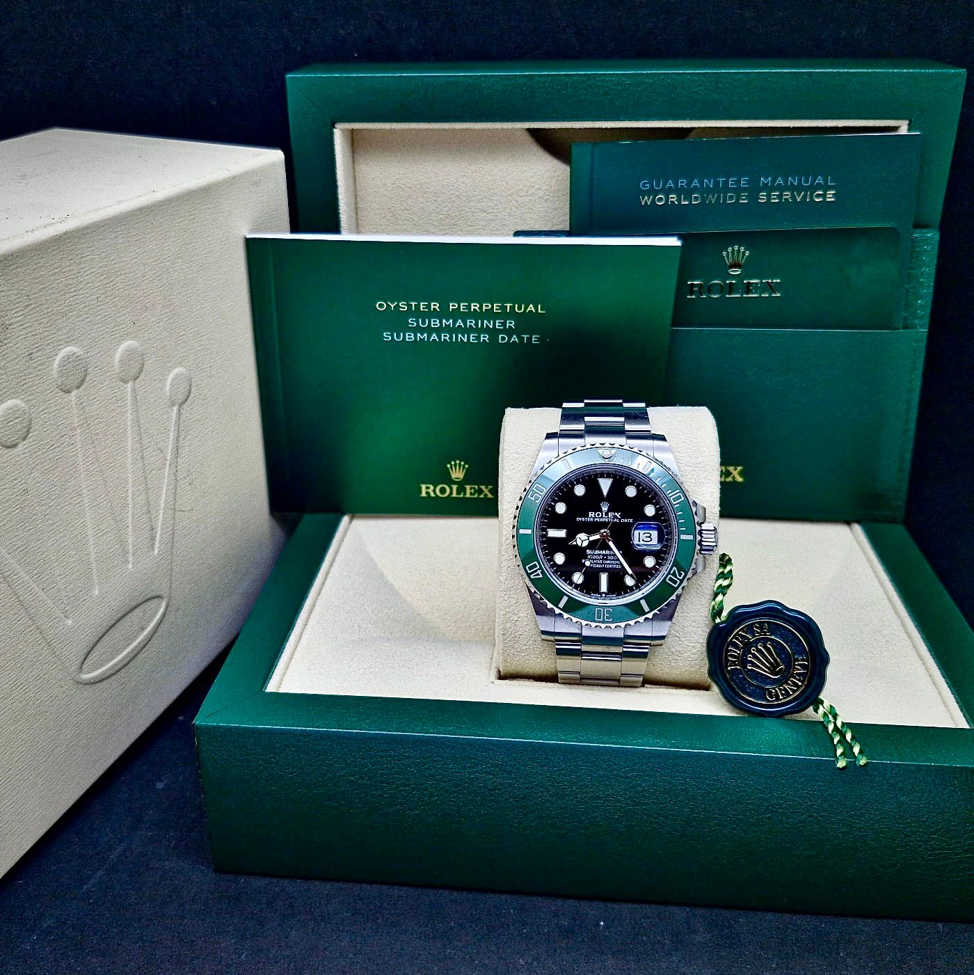 ROLEX SUBMARINER DATE - STARBUCKS