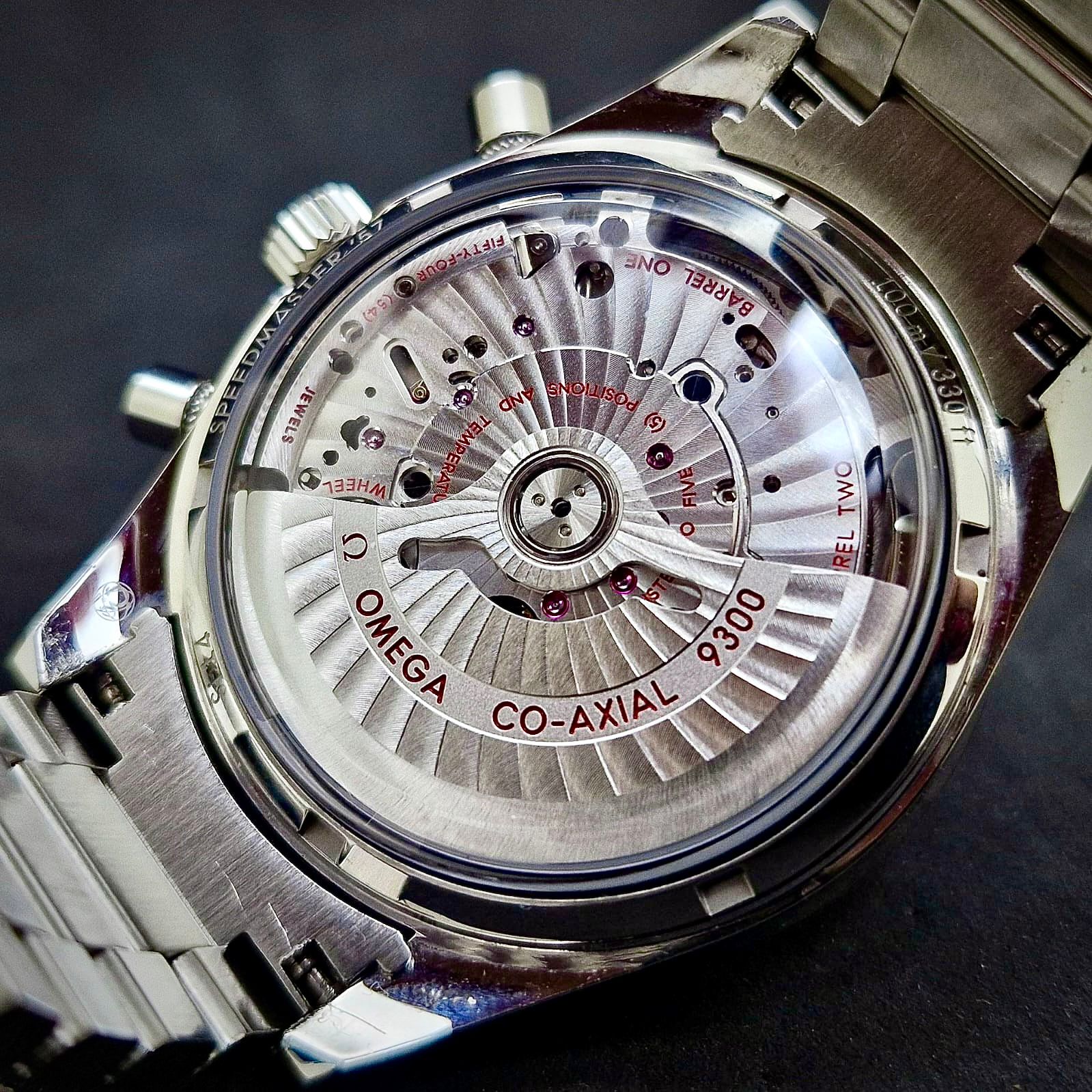 OMEGA SPEEDMASTER 57