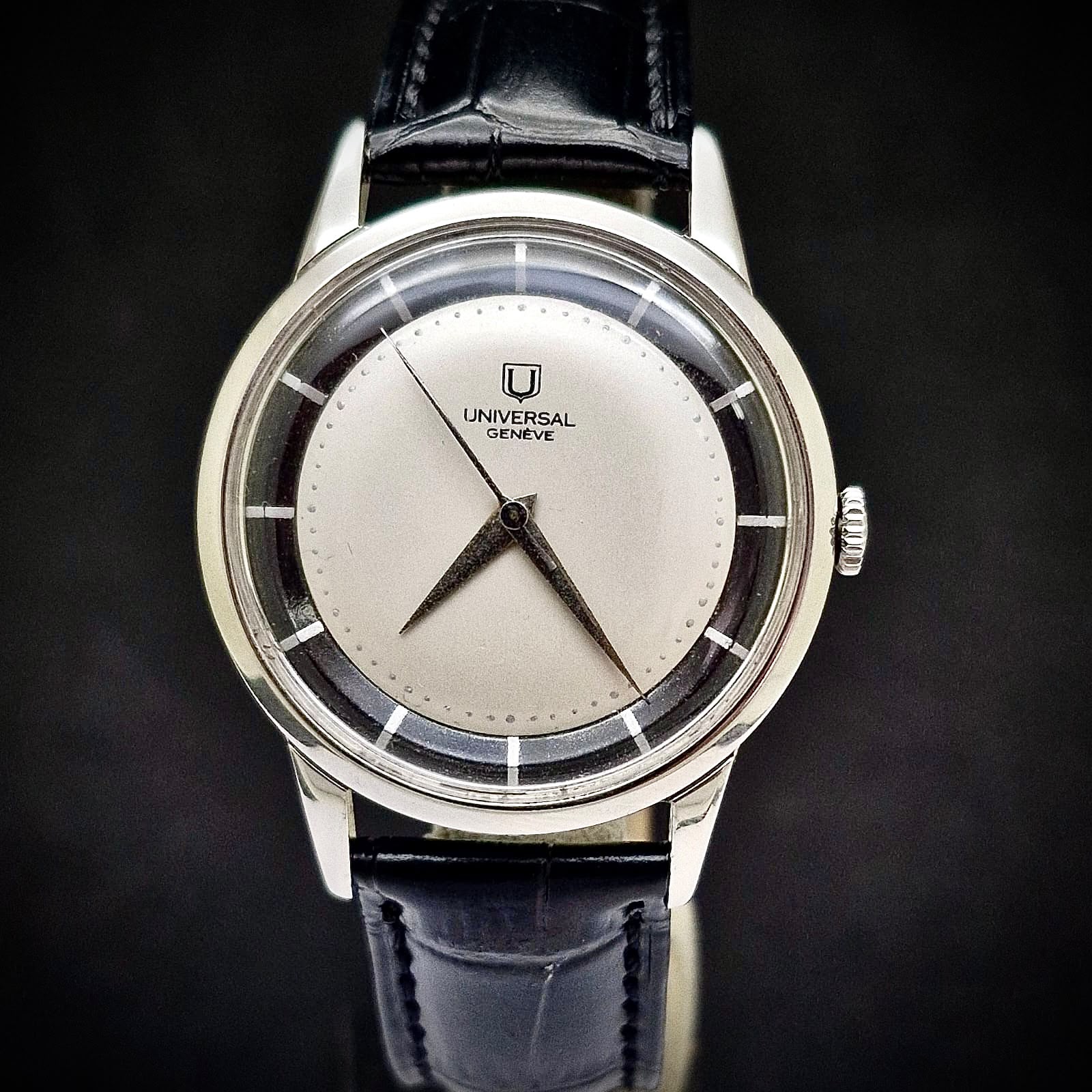 UNIVERSAL GENEVE TUXEDO