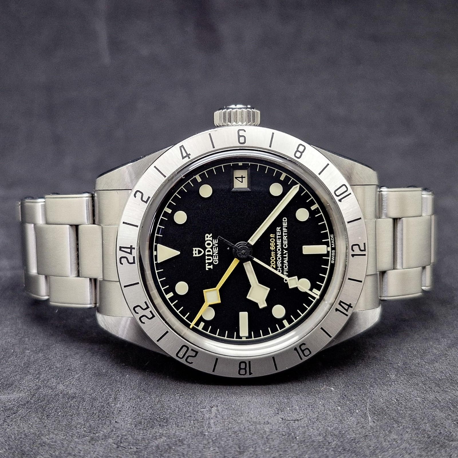 TUDOR BLACK BAY PRO