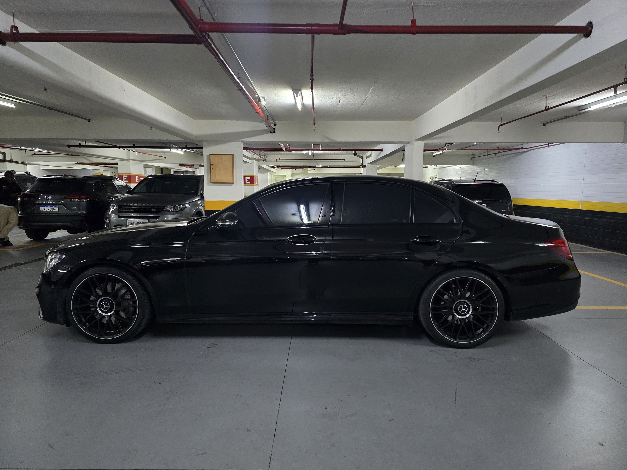 MERCEDES-BENZ E300 2.0 CGI GASOLINA AVANTGARDE 9G-TRONIC