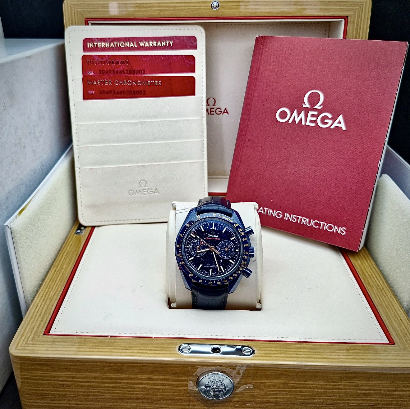 OMEGA SPEEDMASTER MOONPHASE BLUE SIDE OF THE MOON