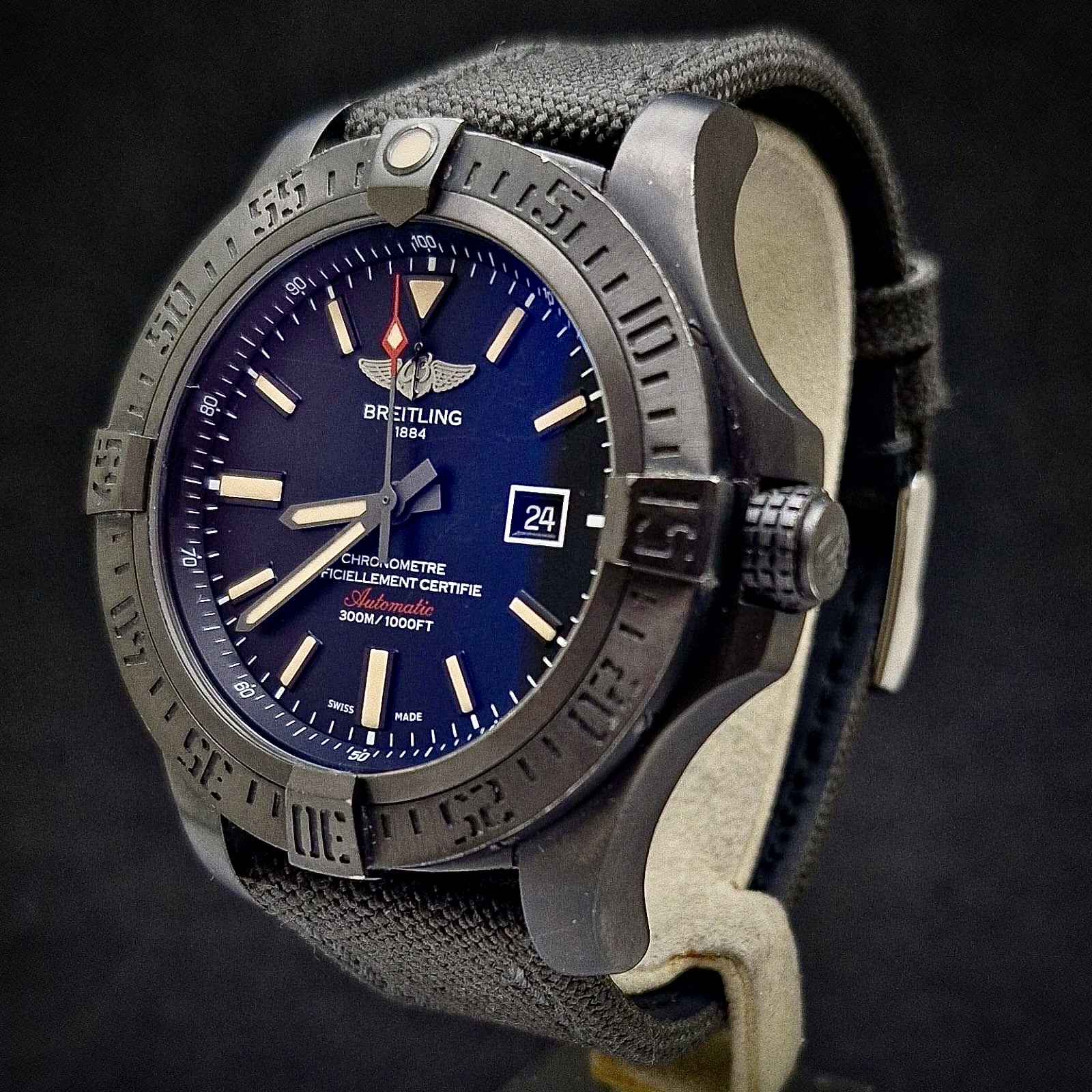 BREITLING AVENGER BLACKBIRD