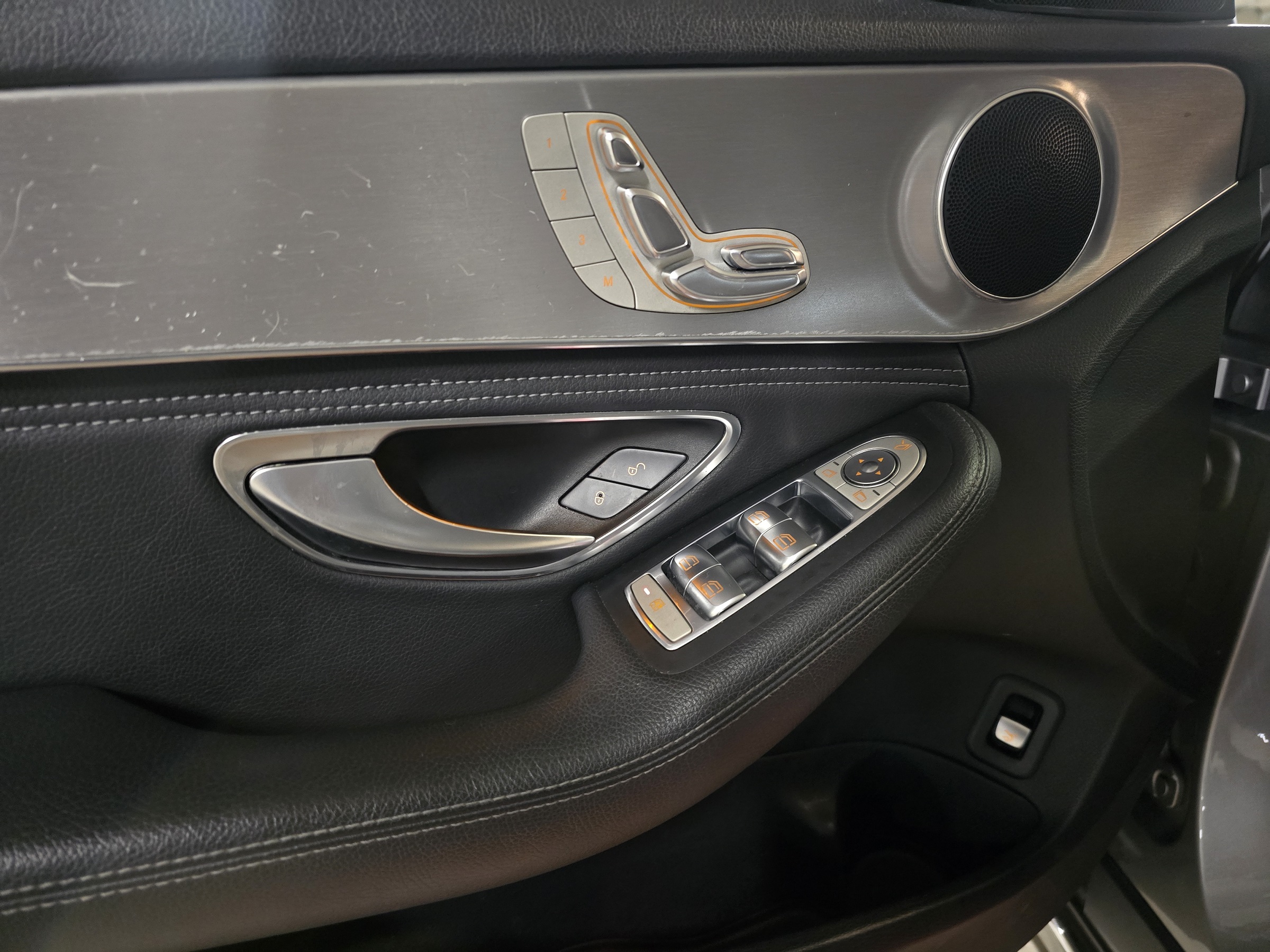 MERCEDES-BENZ C 200 2.0 CGI AVANTGARDE 16V GASOLINA 4P AUTOMÁTICO