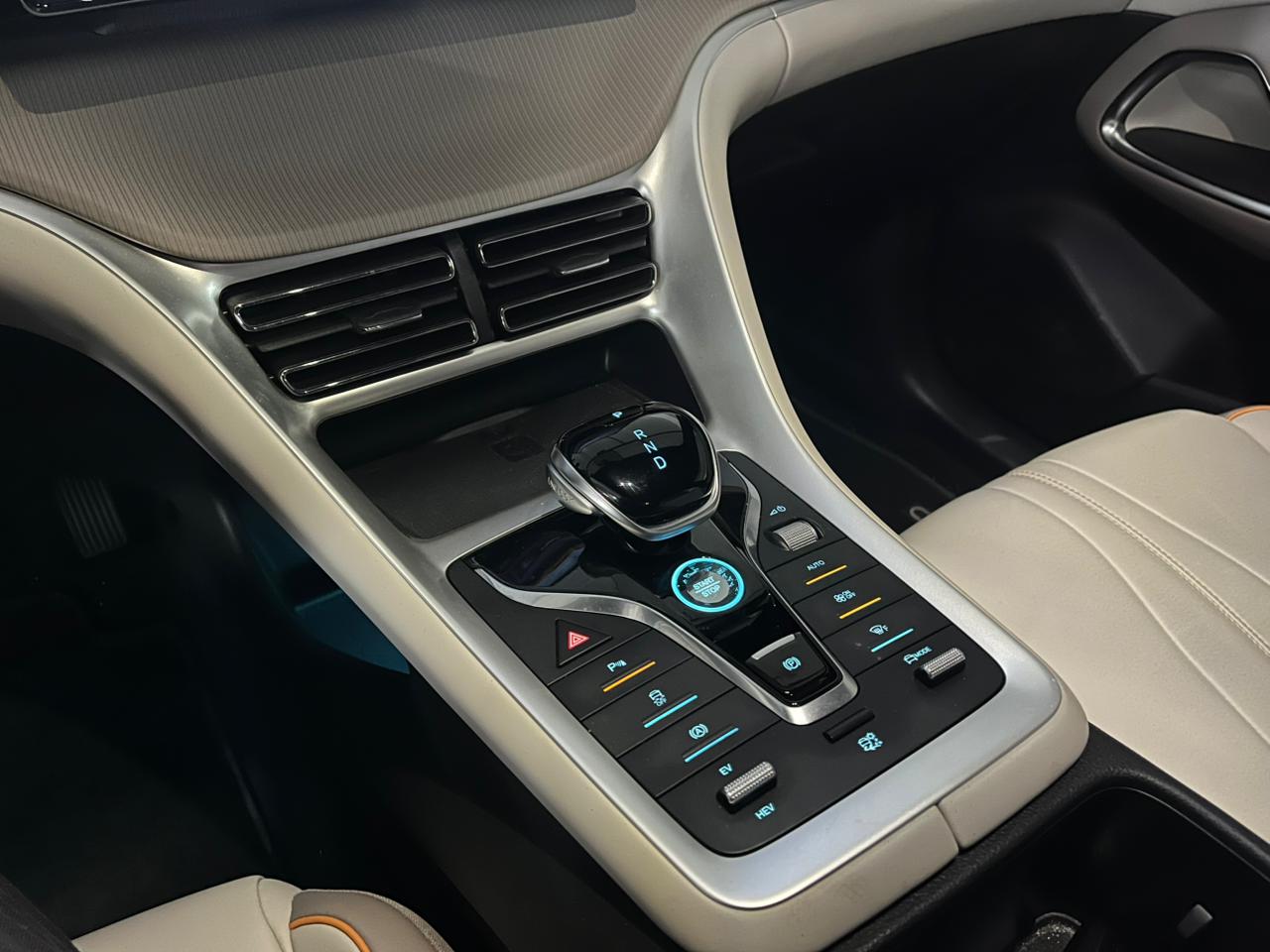 BYD SONG PRO 1.5 DM-I HÍBRIDO GS AUTOMÁTICO