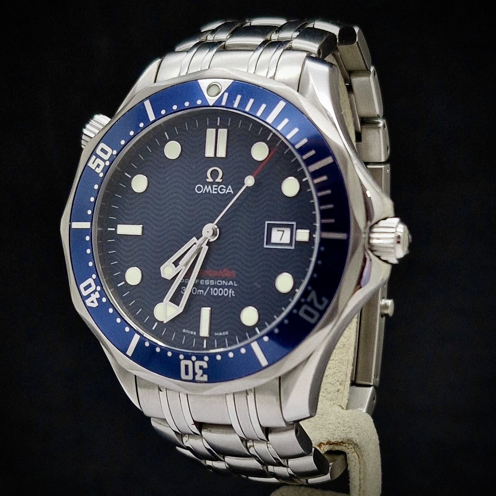 OMEGA SEAMASTER DIVER 300