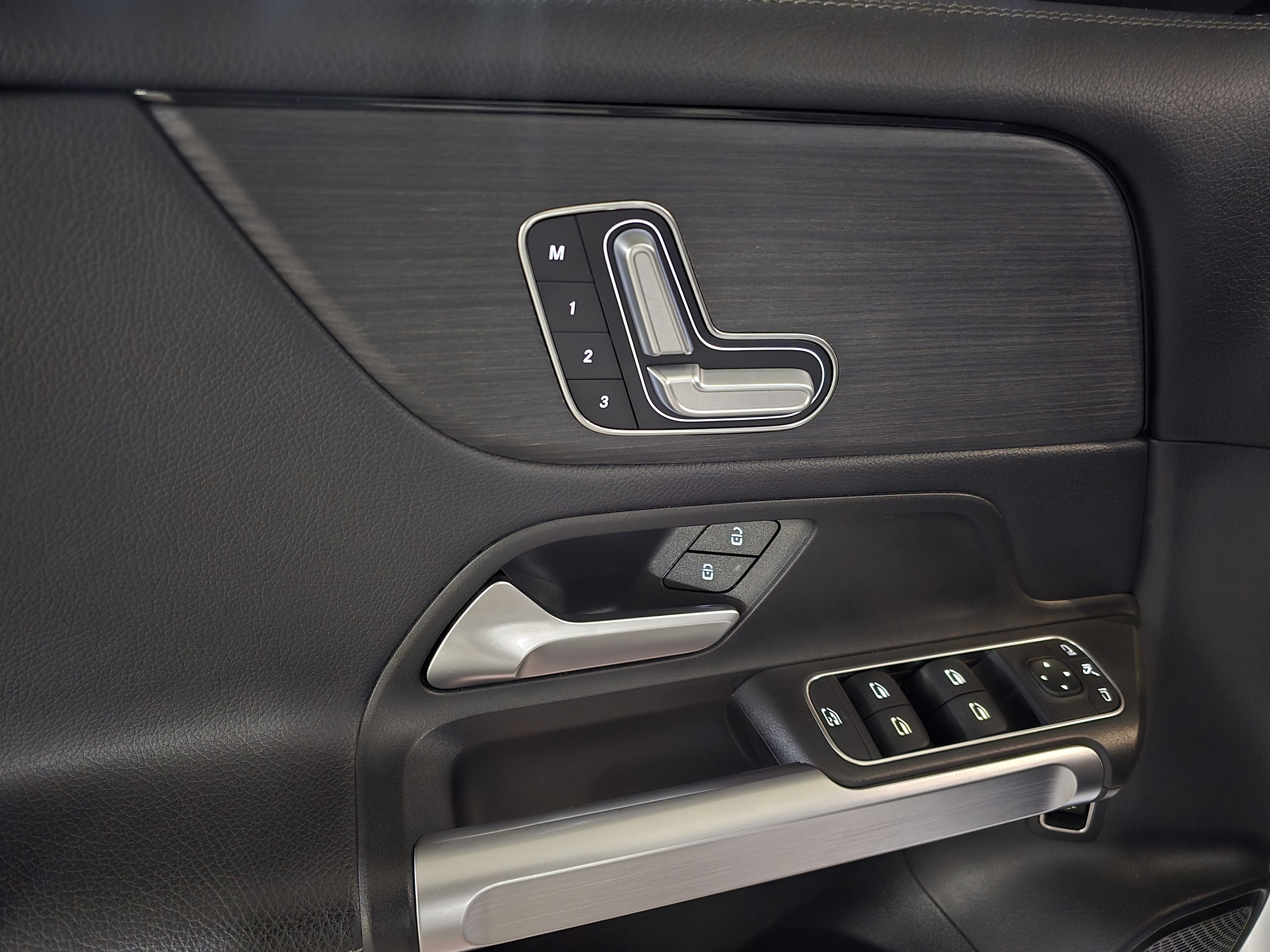 MERCEDES-BENZ GLB200 1.3 CGI GASOLINA PROGRESSIVE 7G-DCT