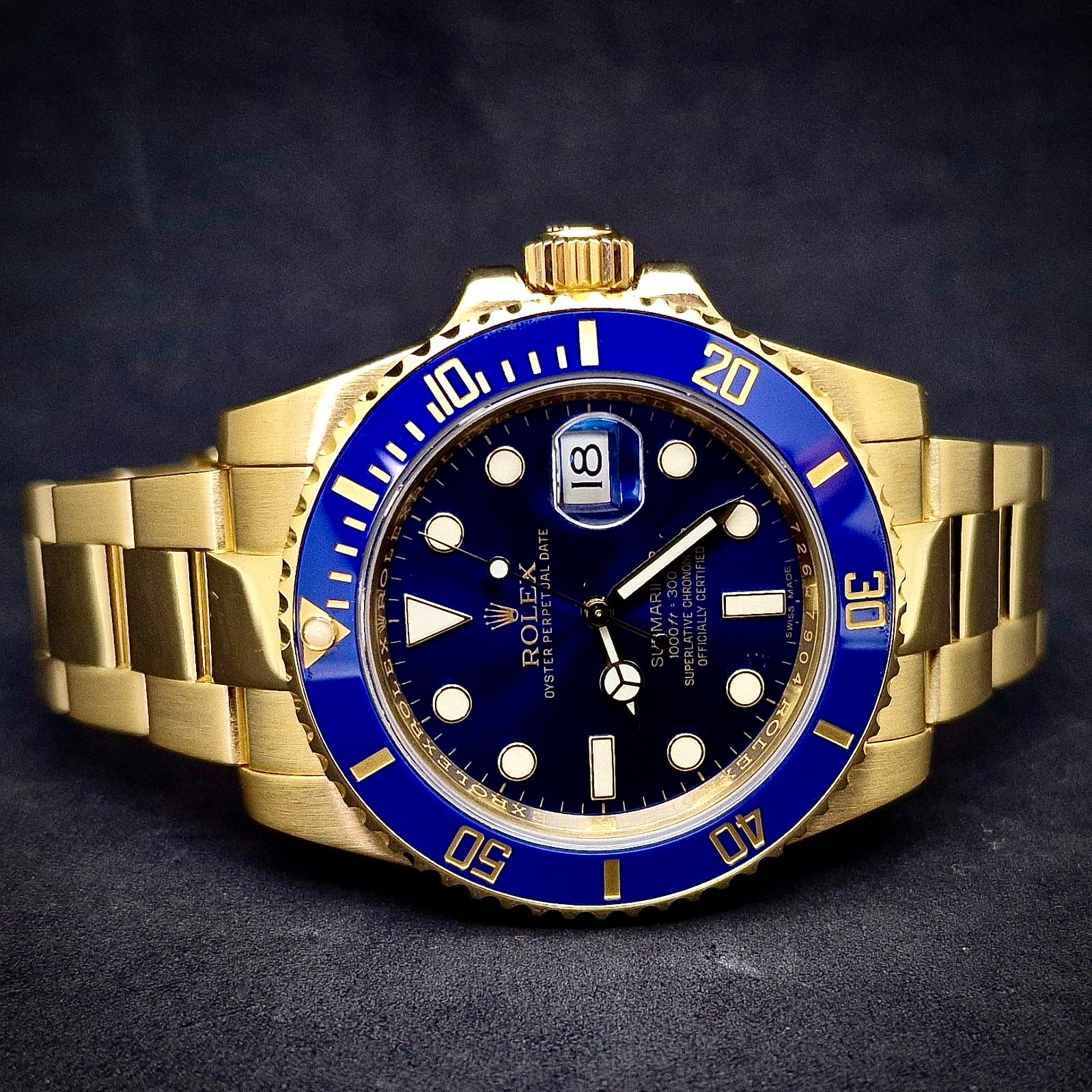 ROLEX SUBMARINER DATE YELLOW GOLD