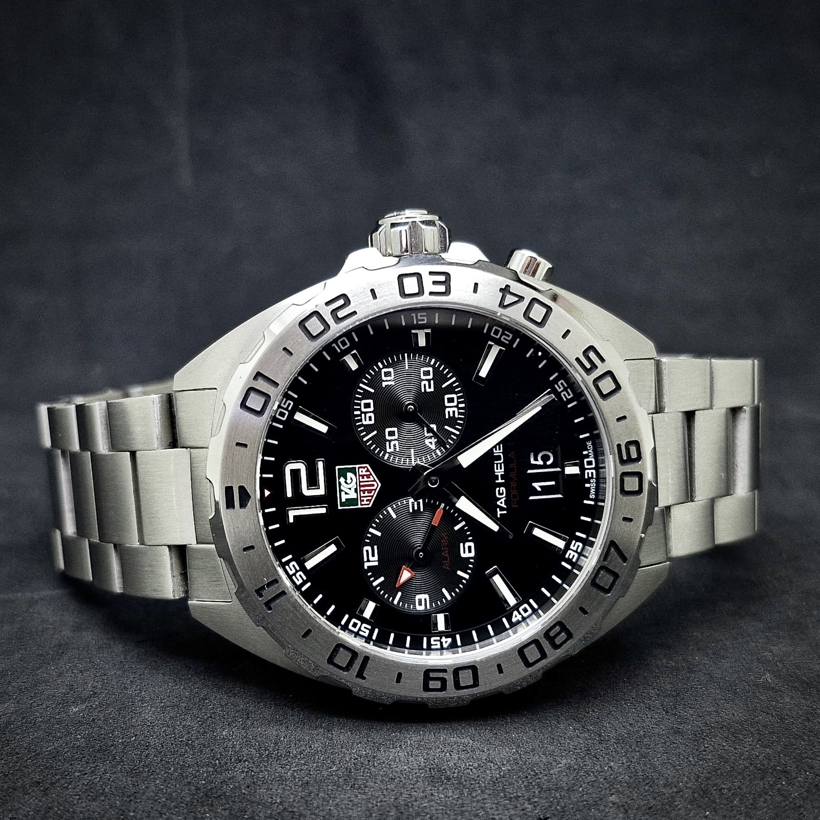 TAG HEUER FORMULA 1 ALARM