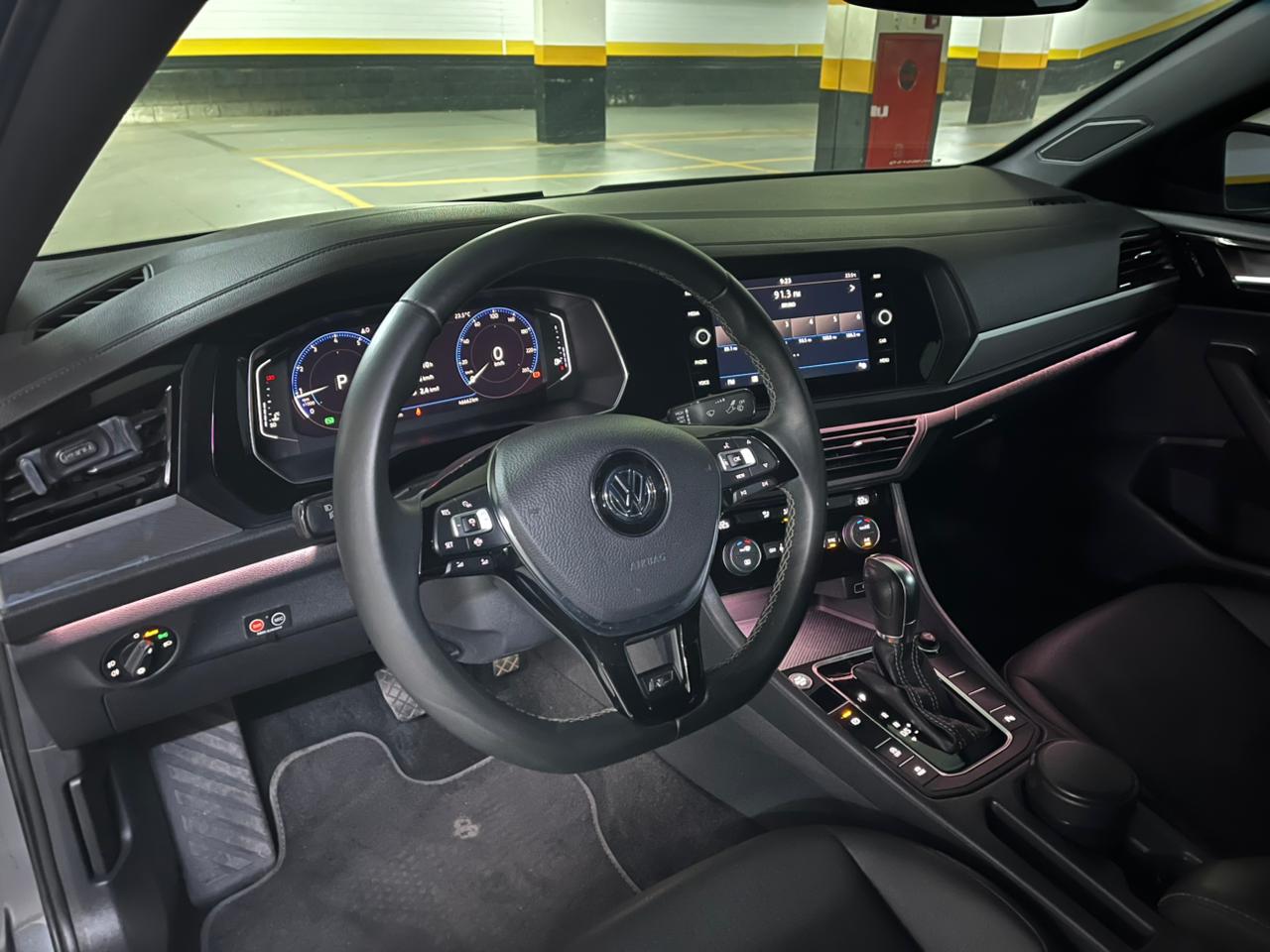 VOLKSWAGEN JETTA 1.4 250 TSI TOTAL FLEX R-LINE TIPTRONIC