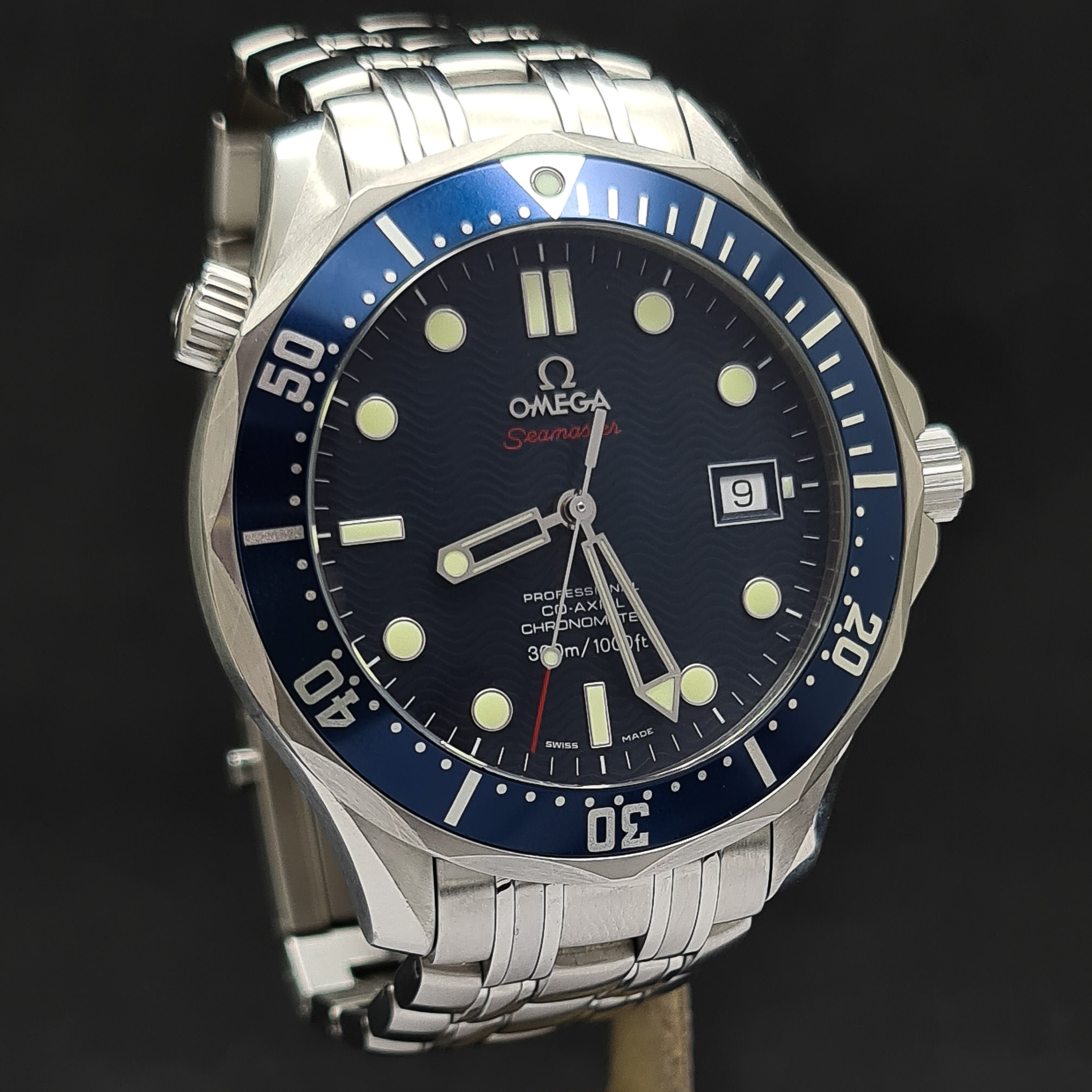 OMEGA SEAMASTER DIVER 300