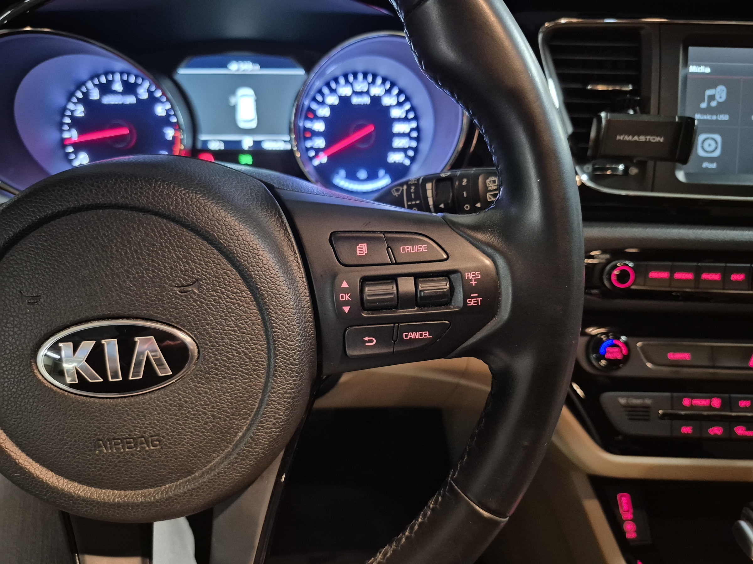 KIA CARNIVAL 3.3 EX V6 24V GASOLINA 4P AUTOMATICO