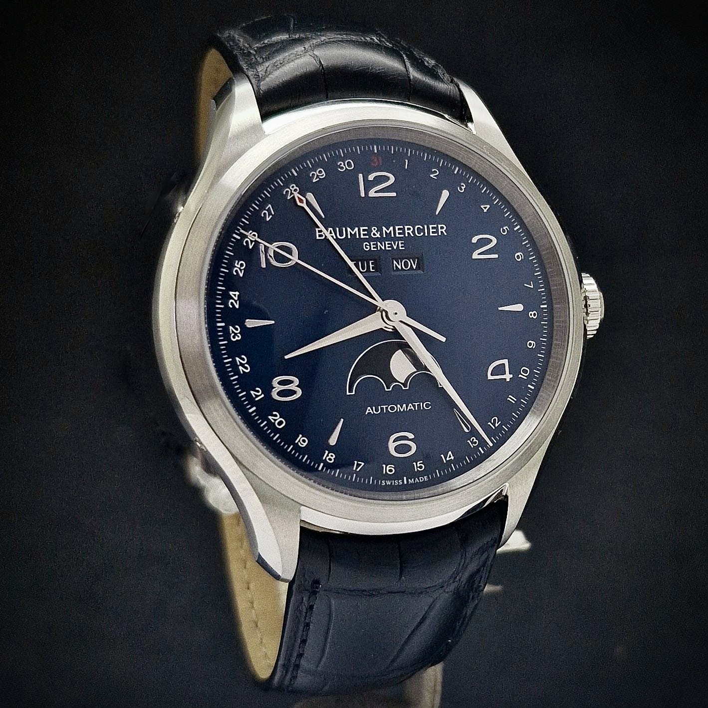 BAUME & MERCIER CLIFTON TRIPLE DATE MOONPHASE