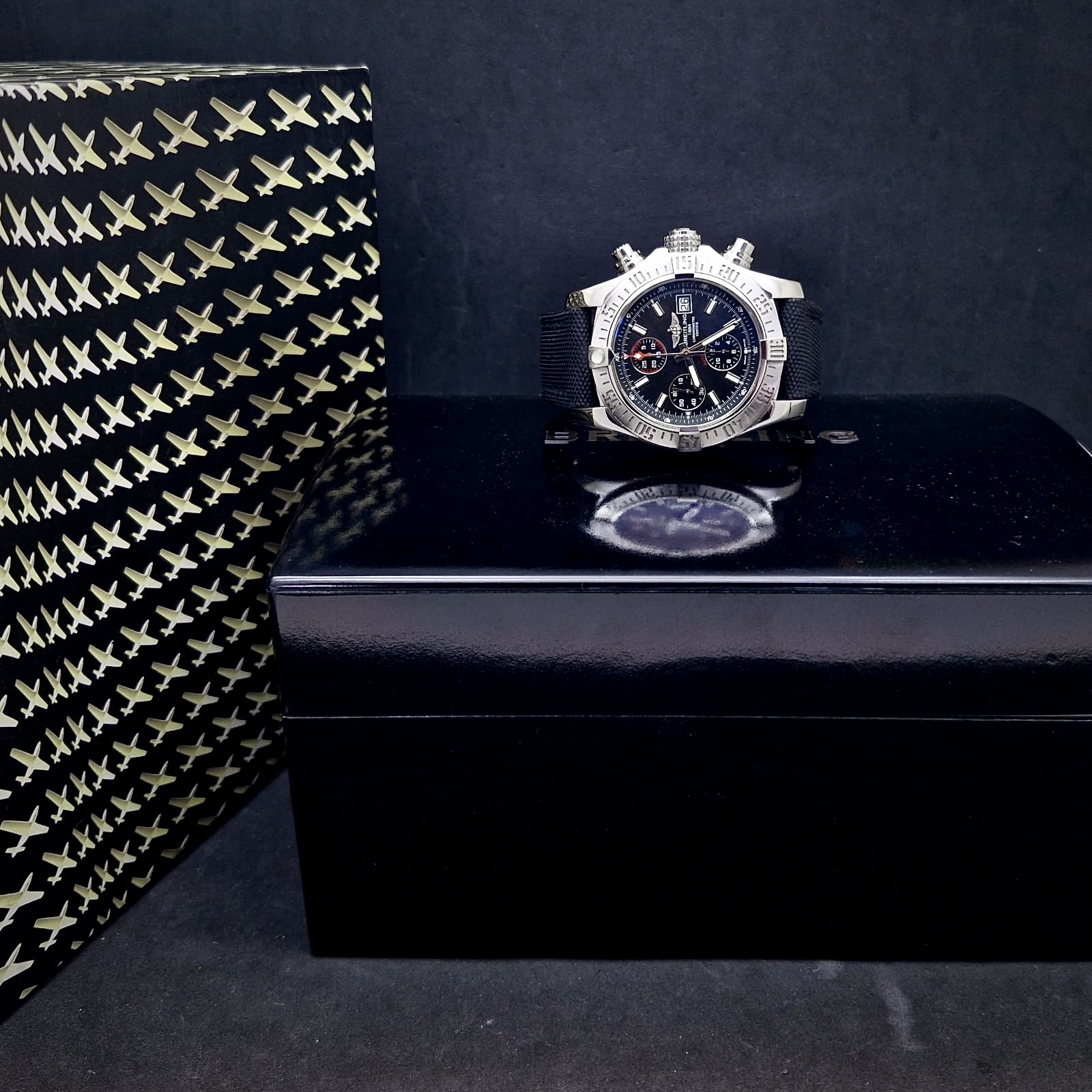 BREITLING AVENGER II CHRONOGRAPH