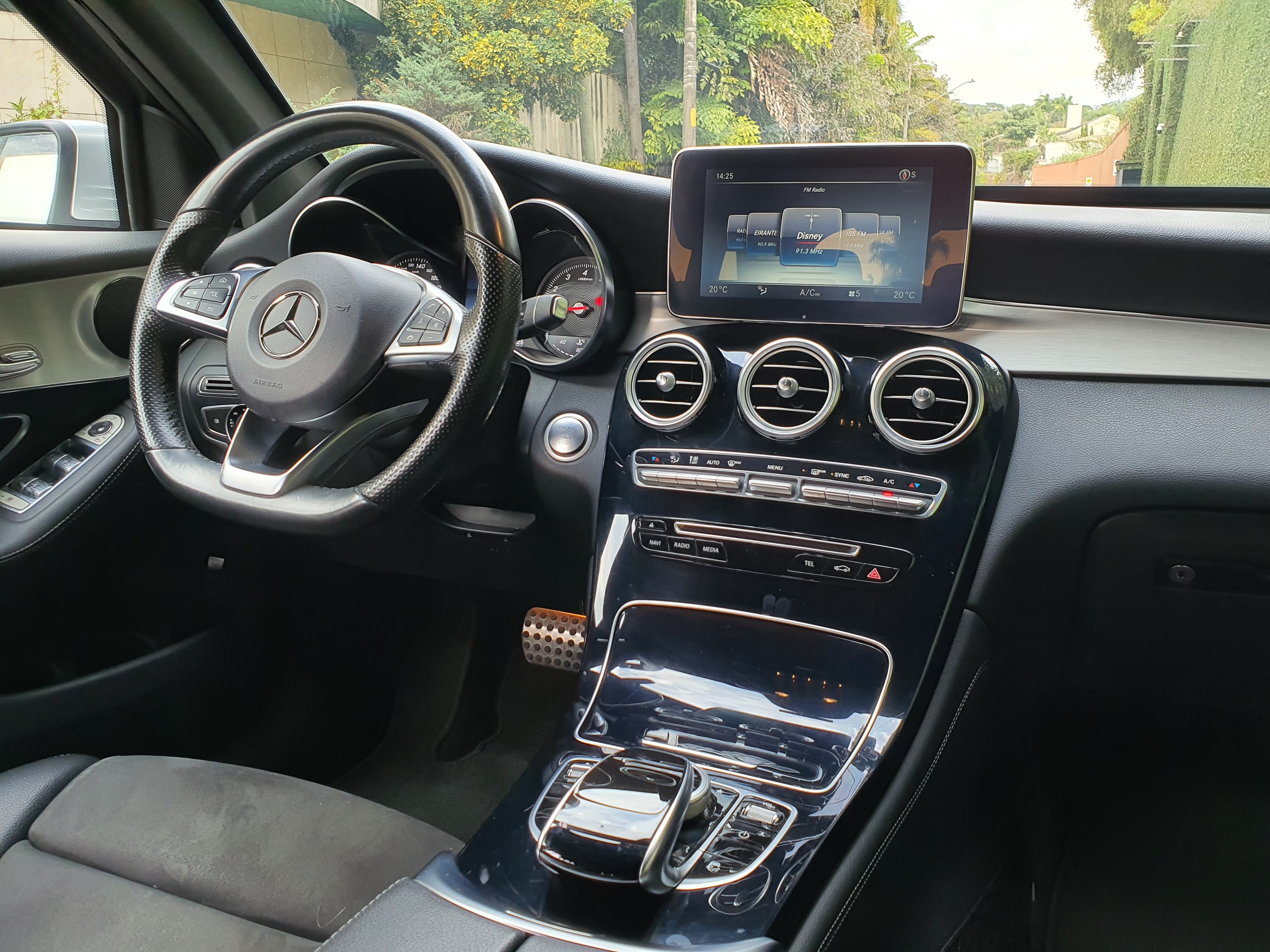 MERCEDES-BENZ GLC 250 2.0 CGI GASOLINA SPORT 4MATIC 9G-TRONIC