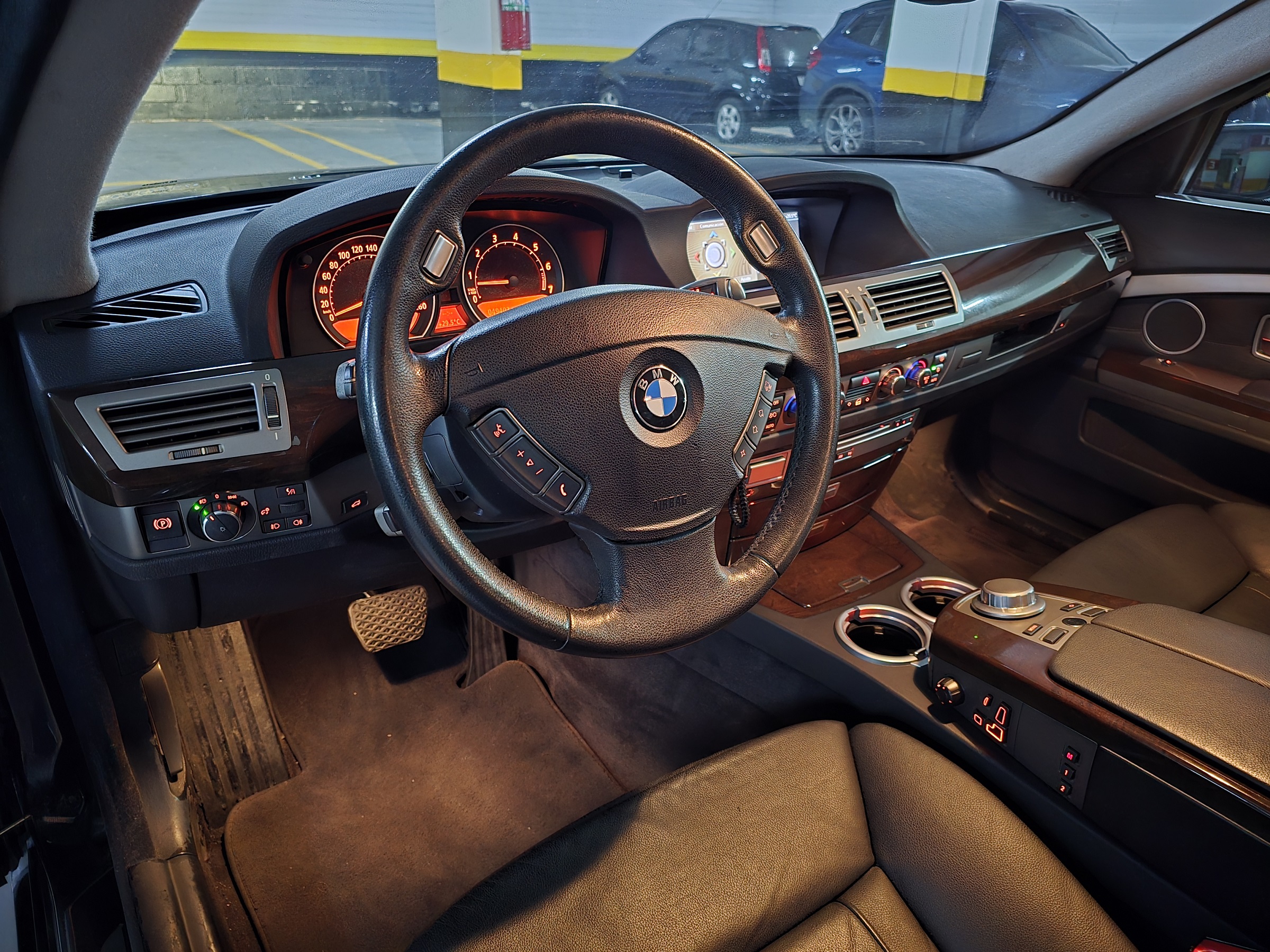 BMW 750I 4.8 SEDAN V8 32V GASOLINA 4P AUTOMÁTICO