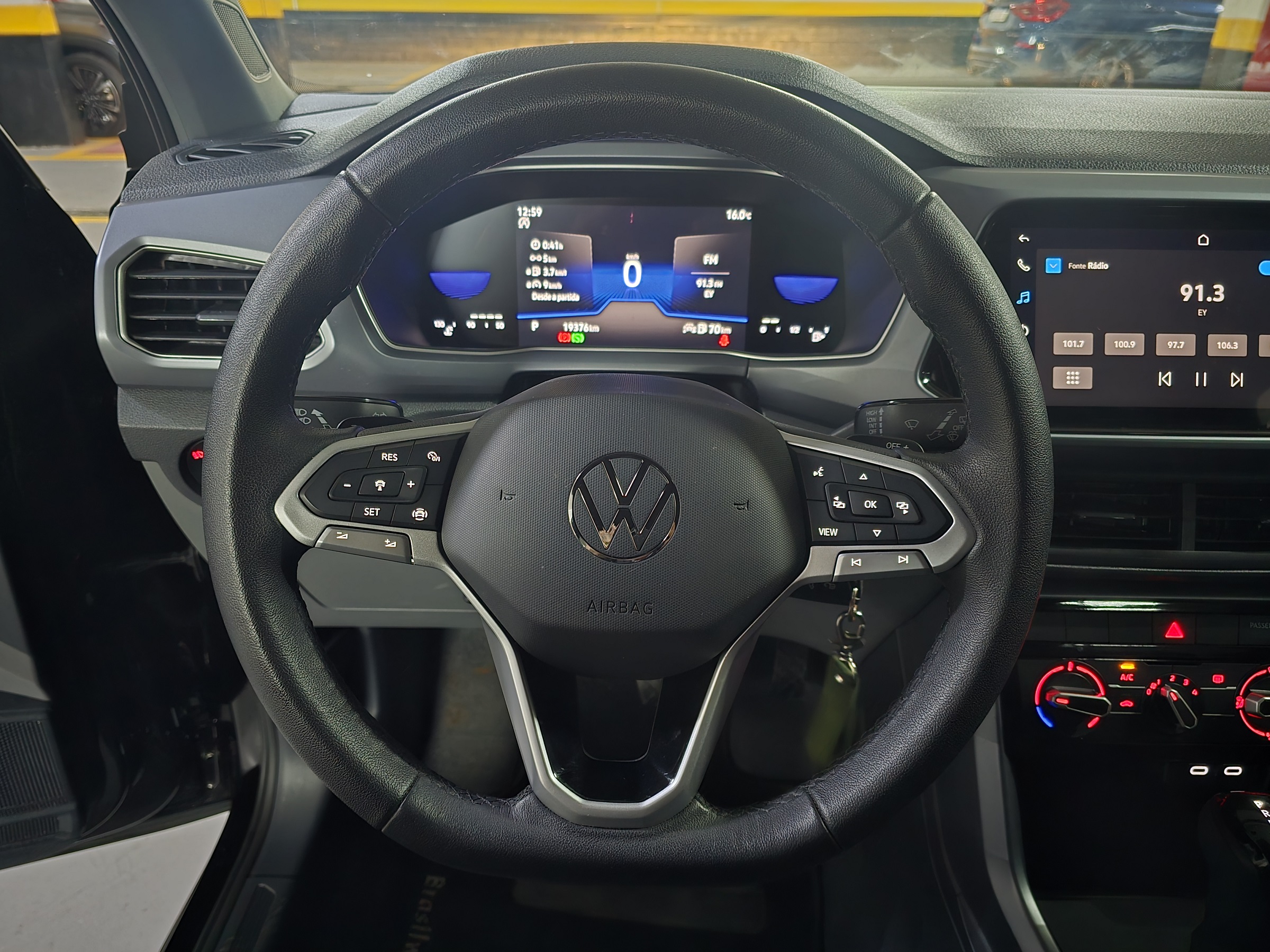 VOLKSWAGEN TCROSS 1.0 200 TSI TOTAL FLEX AUTOMÁTICO