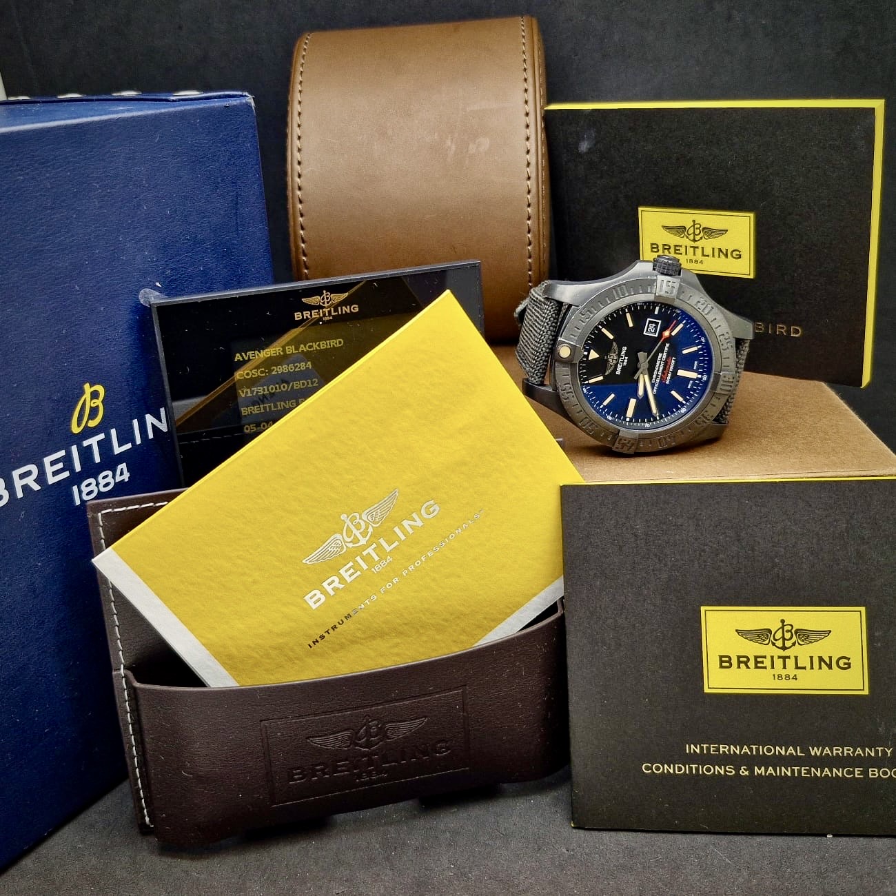 BREITLING AVENGER BLACKBIRD
