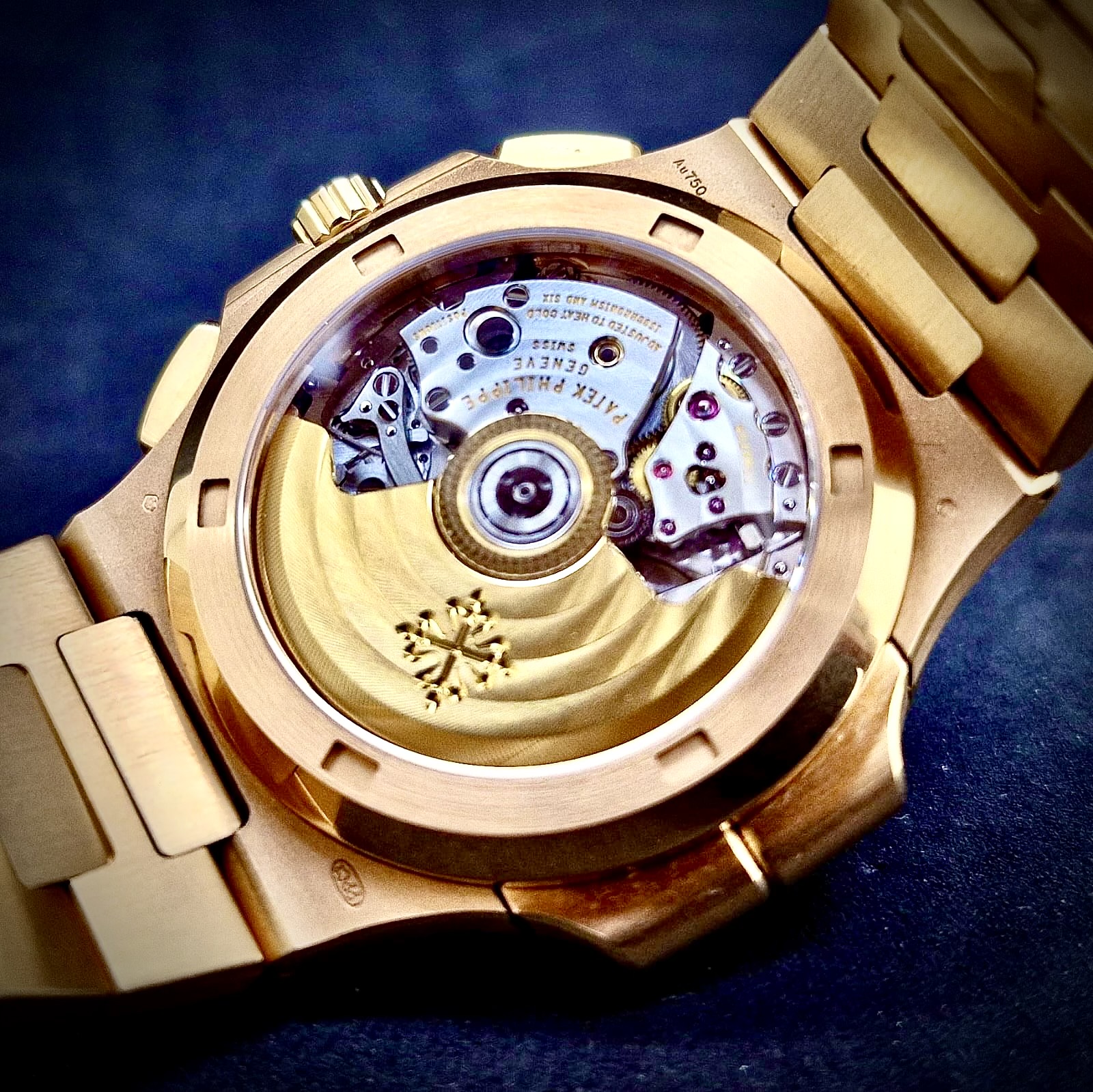 PATEK PHILIPPE NAUTILUS ROSE GOLD