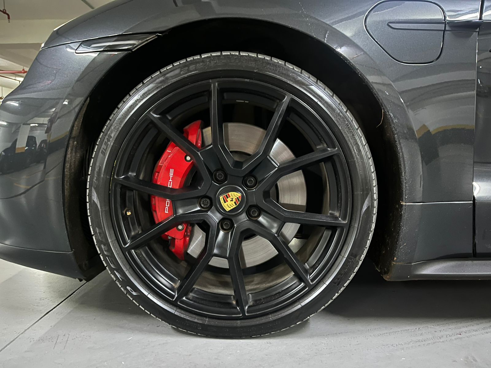 PORSCHE 4 GTS ELÉTRICO