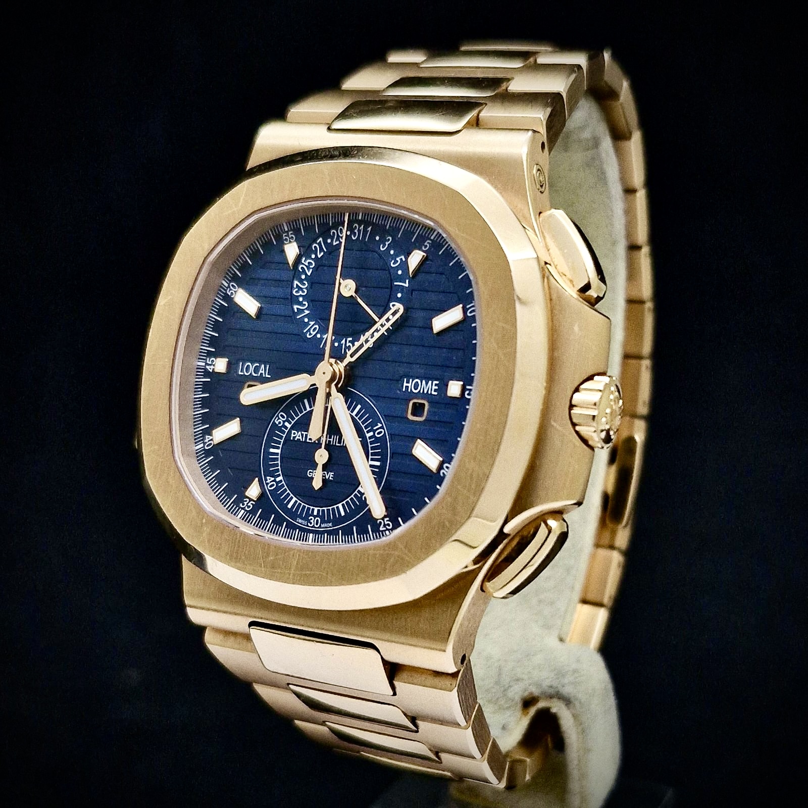 PATEK PHILIPPE NAUTILUS ROSE GOLD