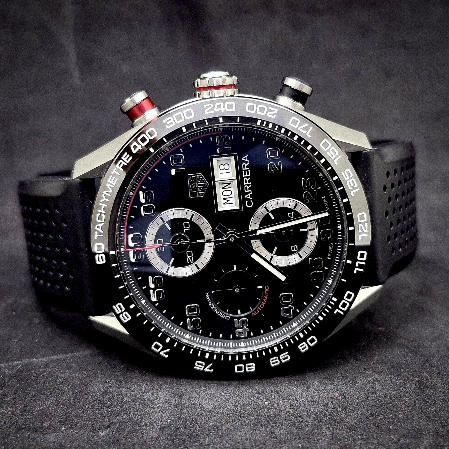 TAG HEUER CARRERA DAY-DATE CHRONOGRAPH