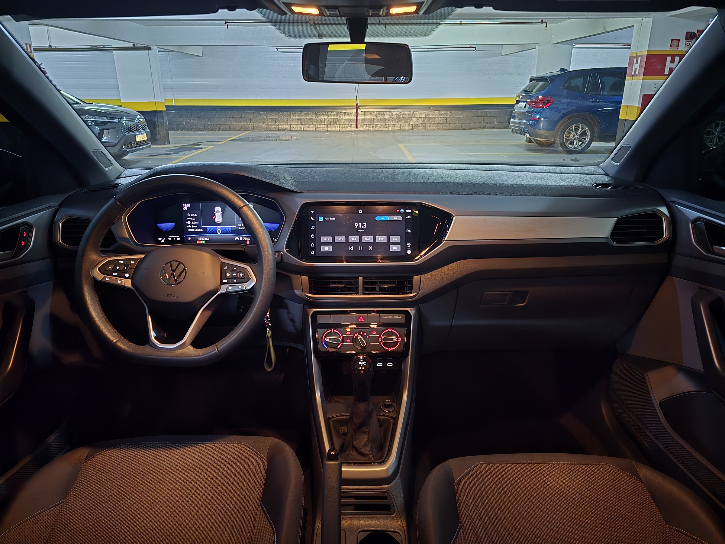 VOLKSWAGEN TCROSS 1.0 200 TSI TOTAL FLEX AUTOMÁTICO