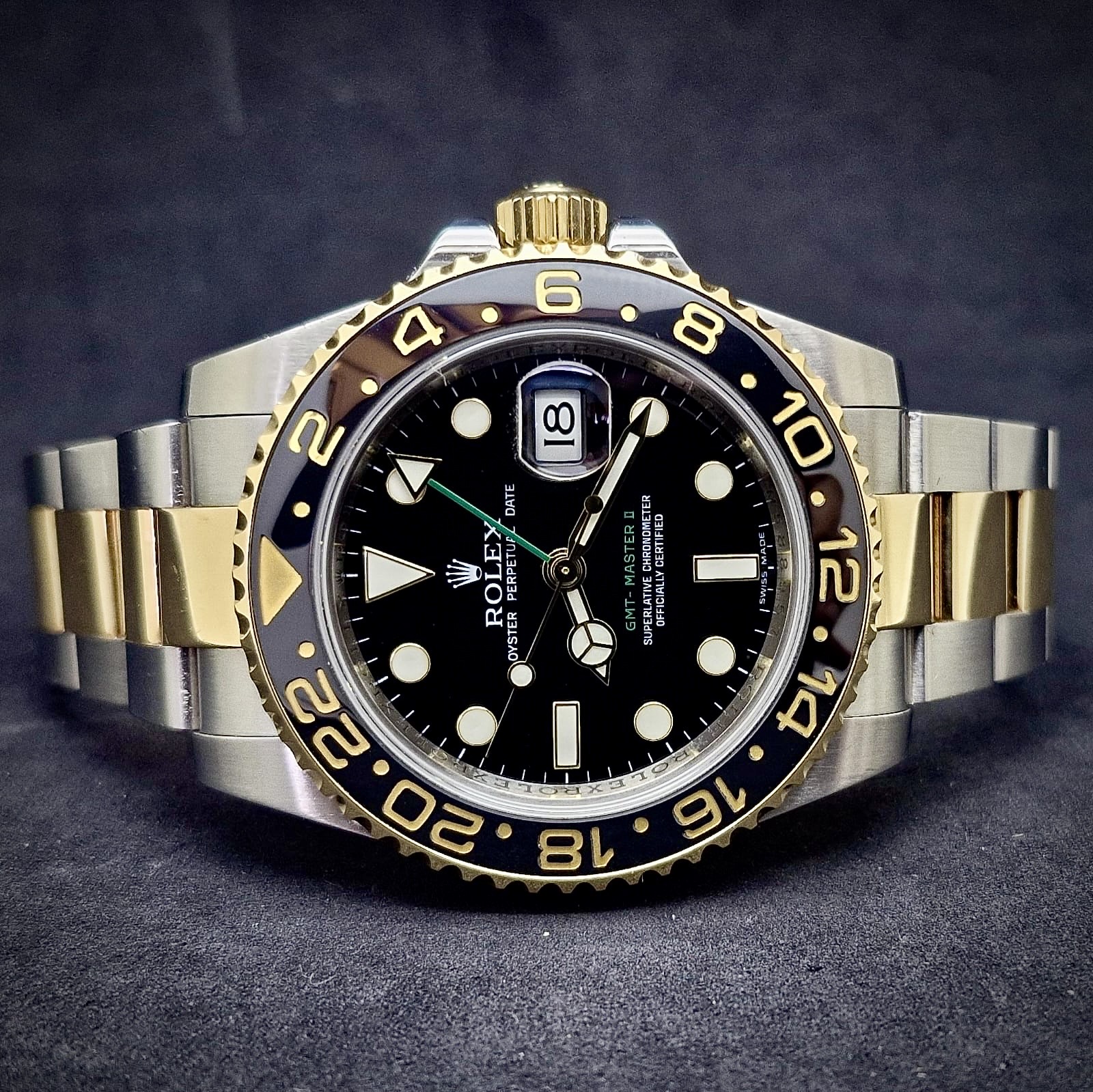 ROLEX GMT MASTER II - GOLD & STEEL