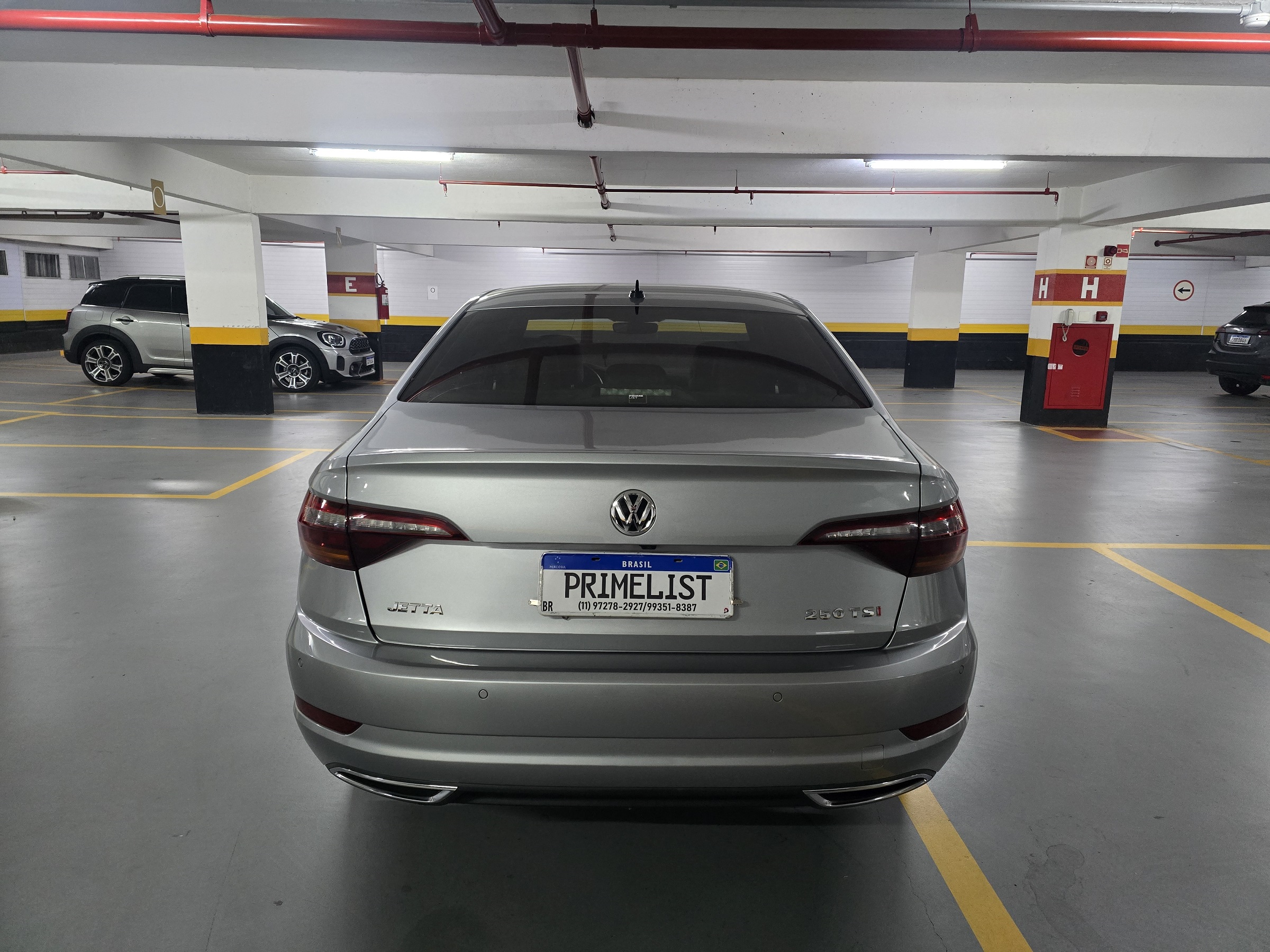 VOLKSWAGEN JETTA 1.4 250 TSI TOTAL FLEX R-LINE TIPTRONIC