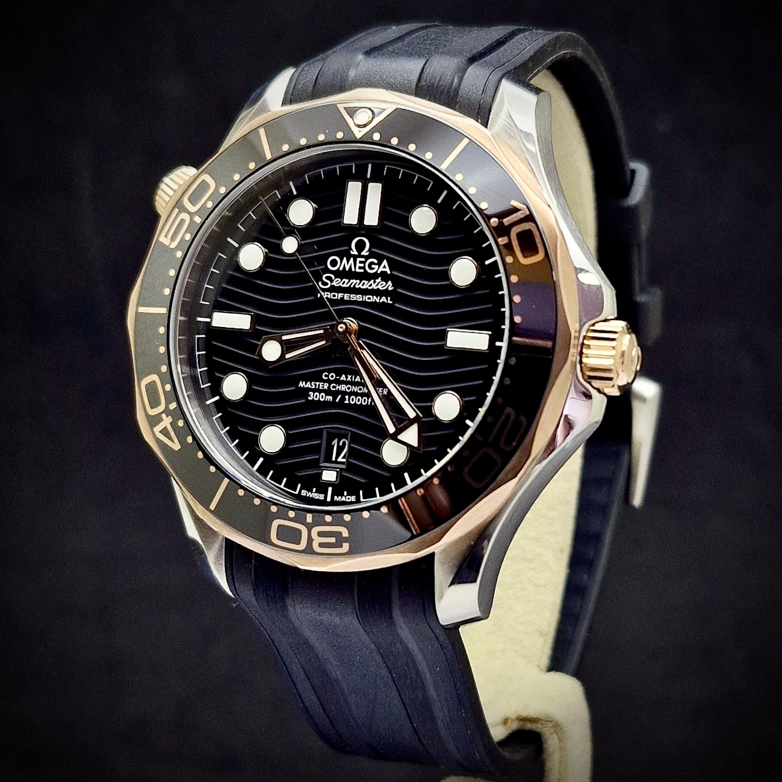 OMEGA SEAMASTER DIVER 300 M