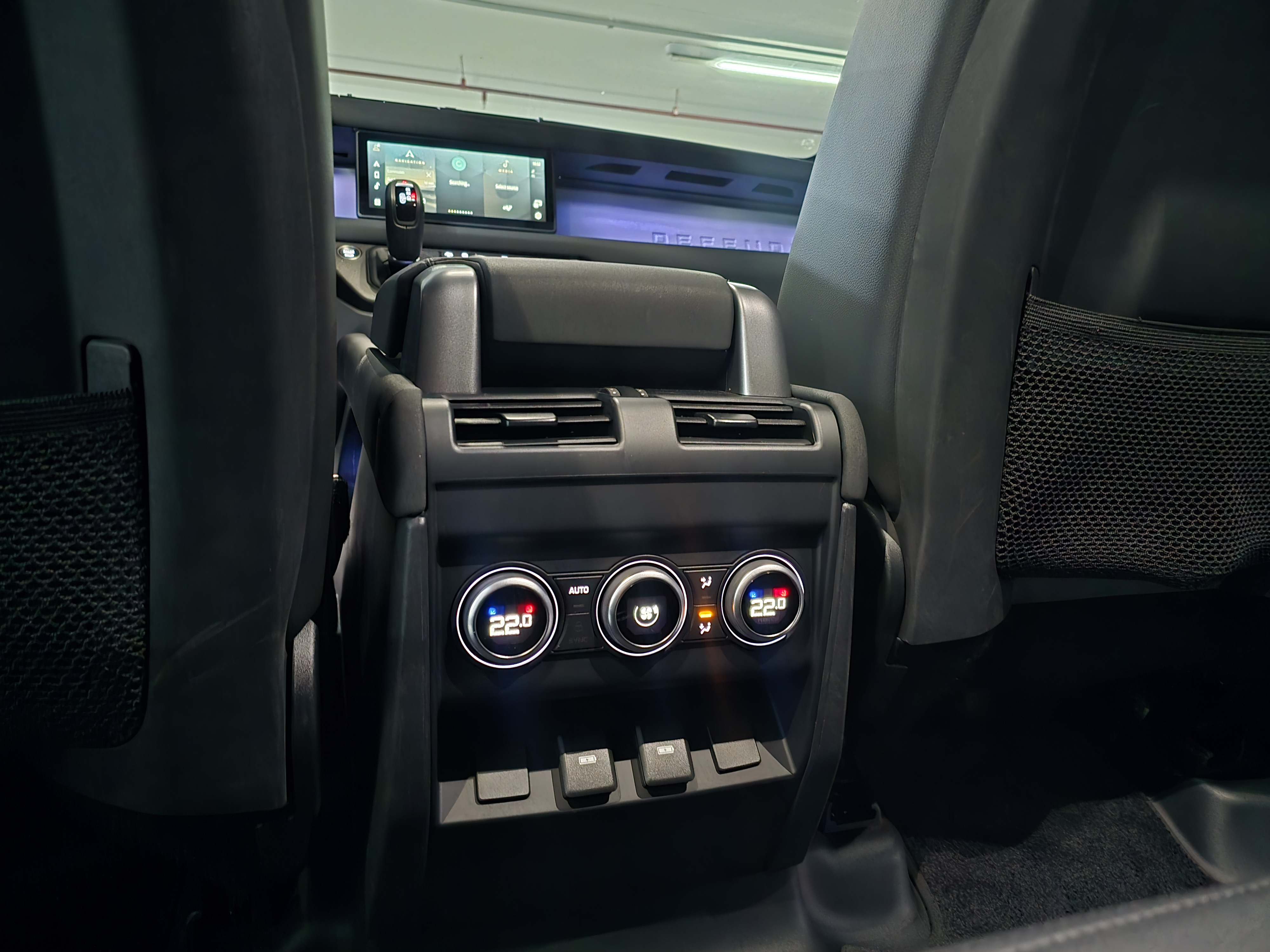 LAND ROVER DEFENDER 3.0 D300 TURBO DIESEL MHEV 110 X-DYNAMIC SE AWD AUTOMÁTICO