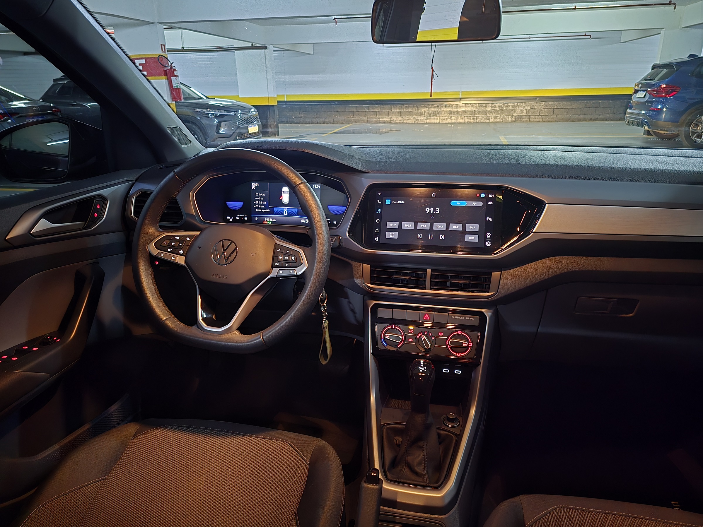 VOLKSWAGEN TCROSS 1.0 200 TSI TOTAL FLEX AUTOMÁTICO